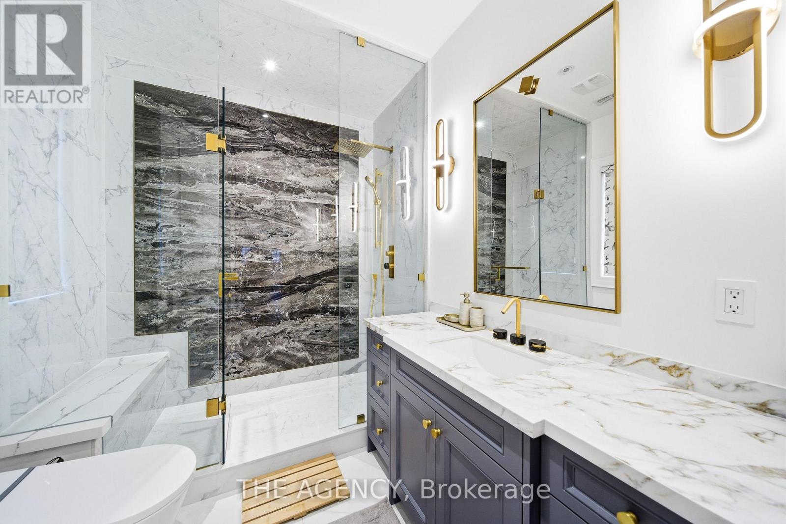 8 Bayview Park Lane, Richmond Hill, Ontario  L4E 3G1 - Photo 23 - N13086334
