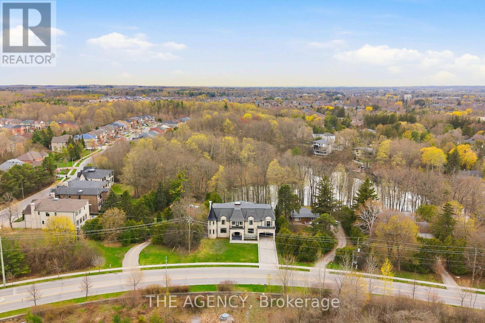 8 Bayview Park Lane, Richmond Hill, Ontario  L4E 3G1 - Photo 34 - N13086334