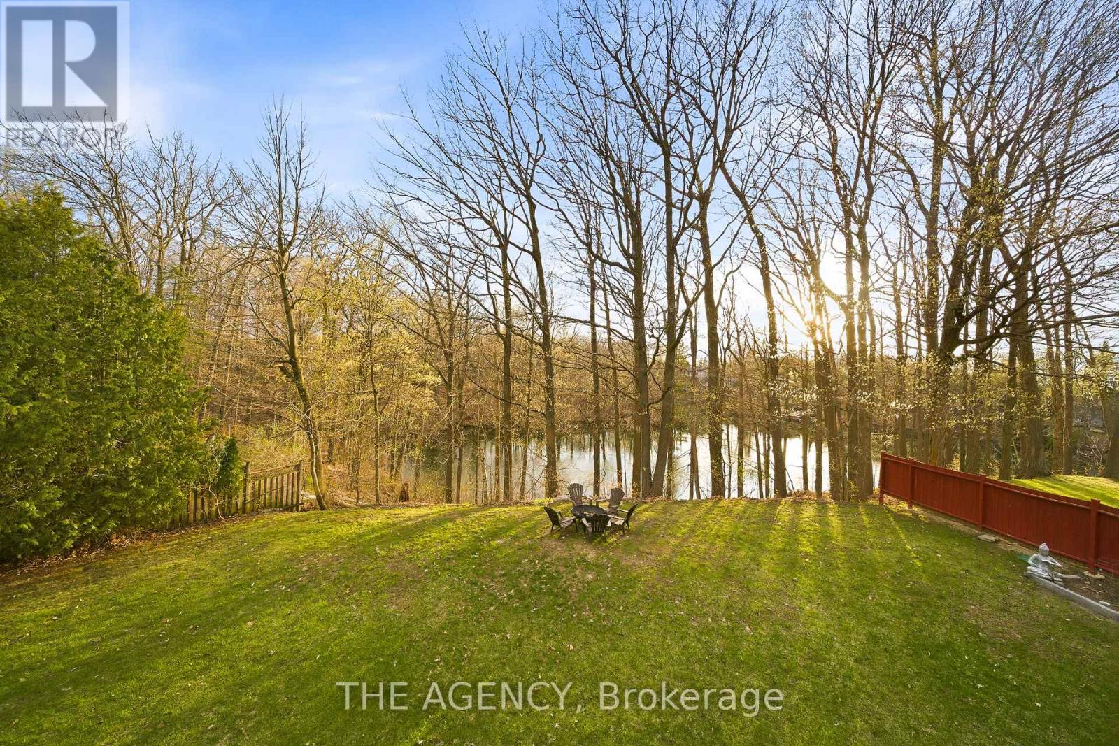 8 Bayview Park Lane, Richmond Hill, Ontario  L4E 3G1 - Photo 36 - N13086334