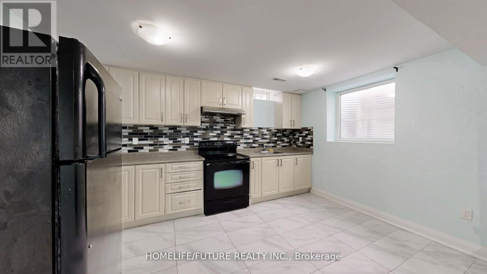 107 Gladys Clarkson Drive, Whitchurch-Stouffville, Ontario  L4A 0R3 - Photo 26 - N13086552
