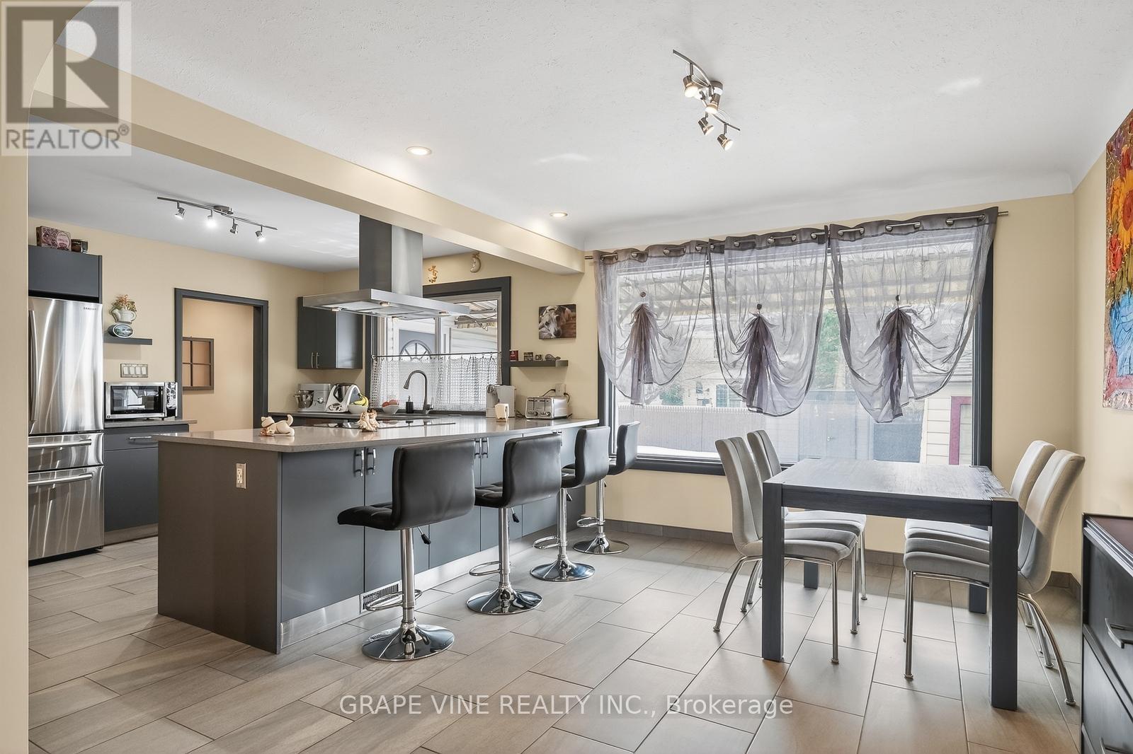 102 Donald Street, Ottawa, Ontario  K1K 1N2 - Photo 13 - X12900310