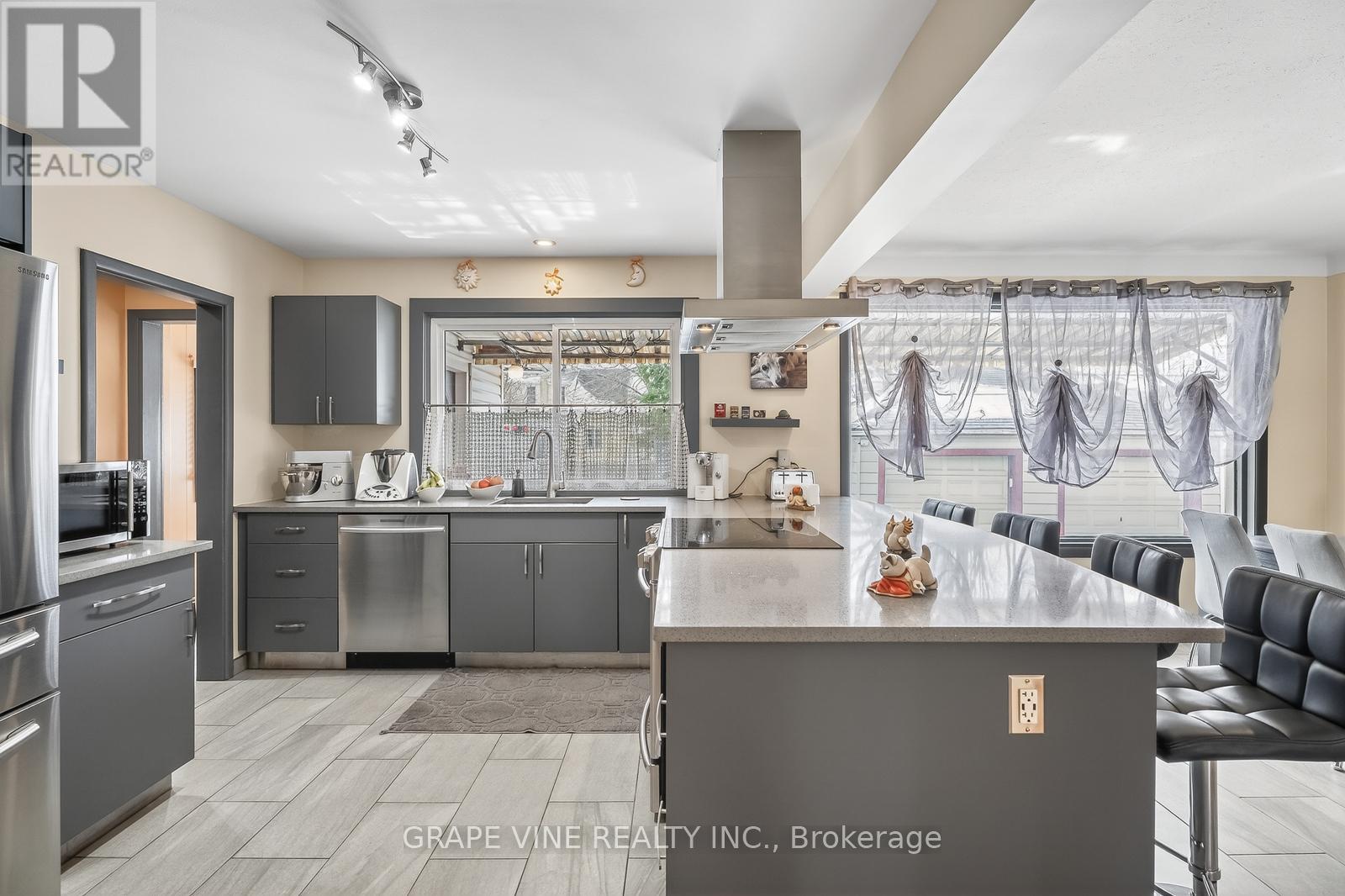 102 Donald Street, Ottawa, Ontario  K1K 1N2 - Photo 17 - X12900310