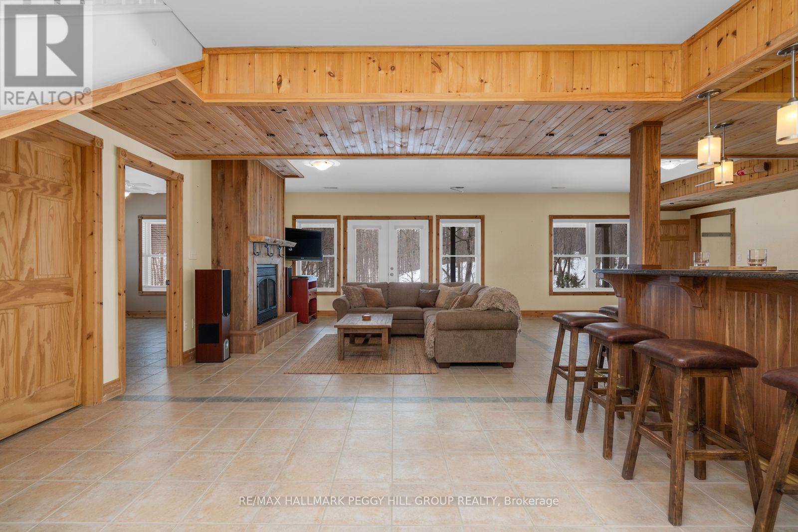 18 Trillium Trail, Oro-Medonte, Ontario  L0K 1E0 - Photo 15 - S13086554