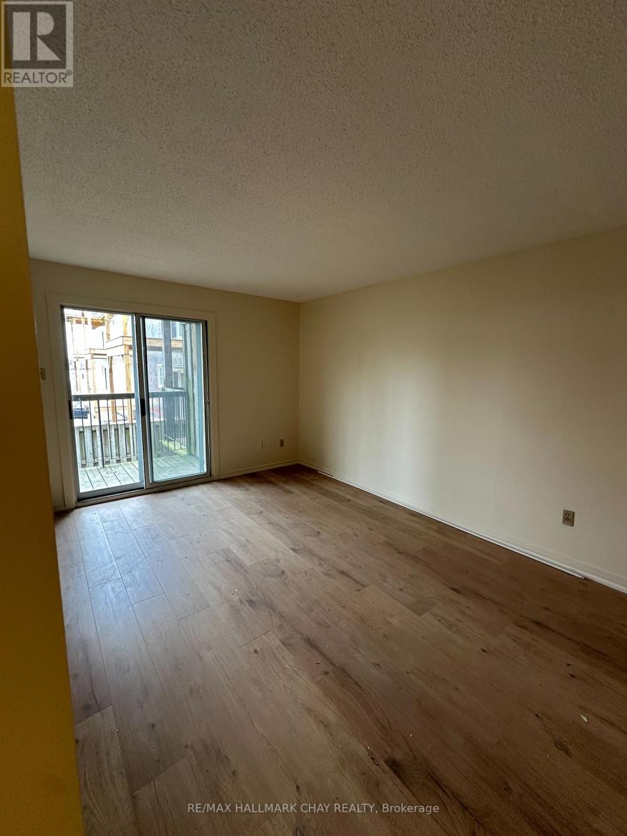 103 - 80 Grove Street E, Barrie (Wellington), Ontario  L4M 2P1 - Photo 4 - S13086606