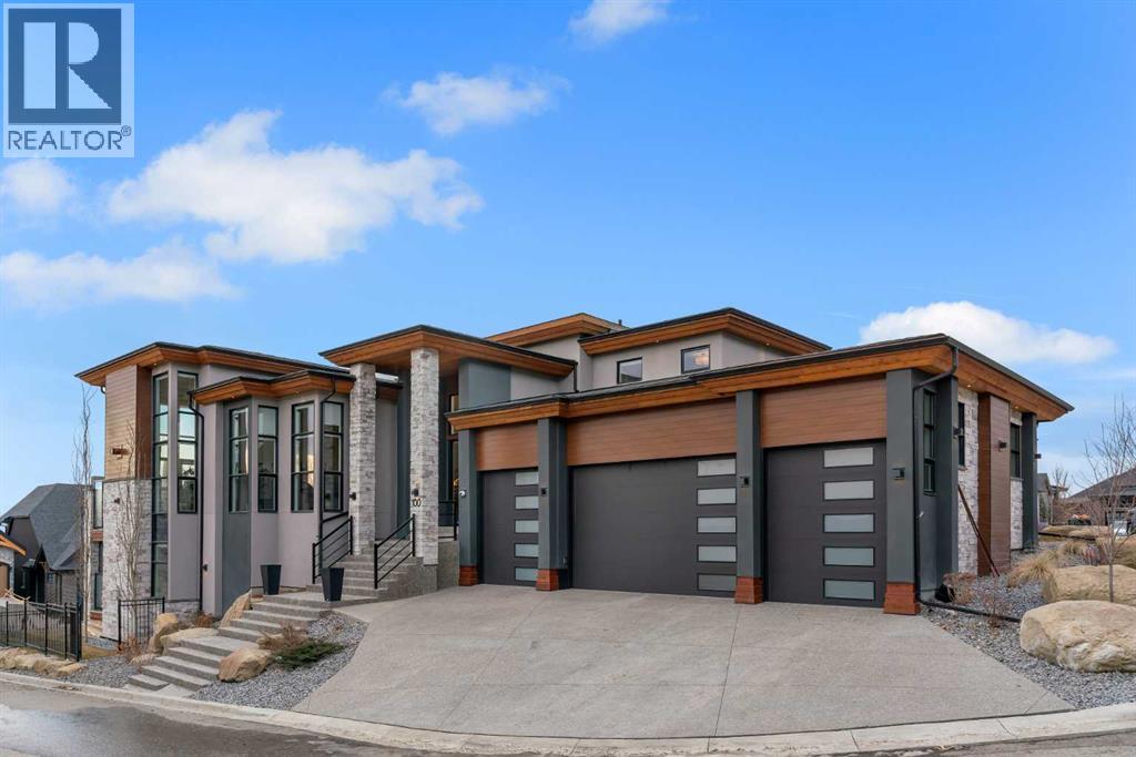 100 Elkton Close SW, Calgary, Alberta  T3H 1W6 - Photo 1 - A2284990