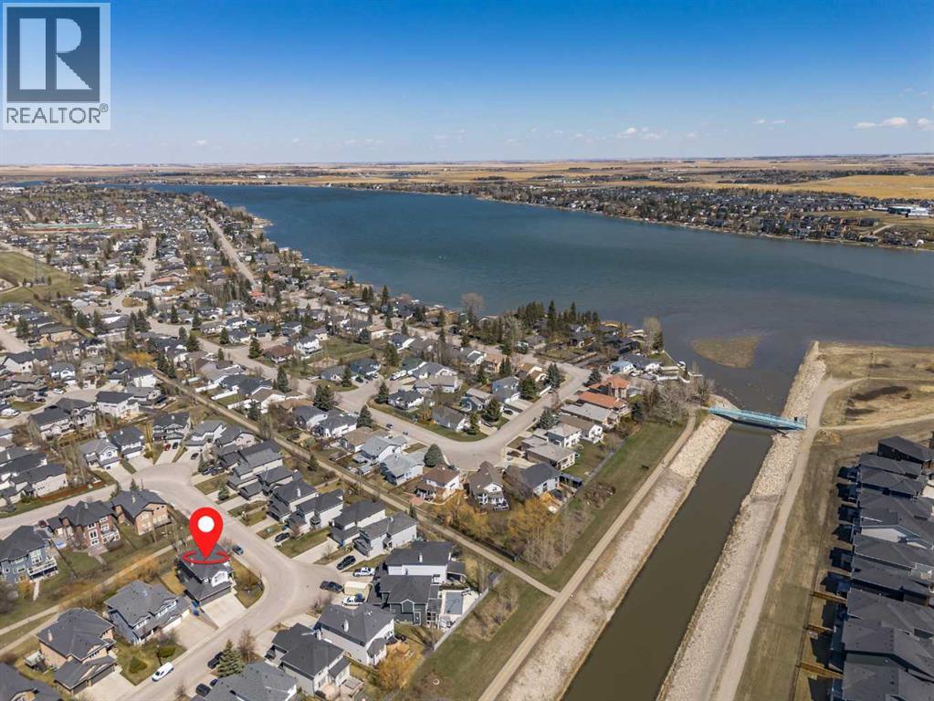 385 Rainbow Falls Way, Chestermere, Alberta  T1X 1S6 - Photo 49 - A2304494