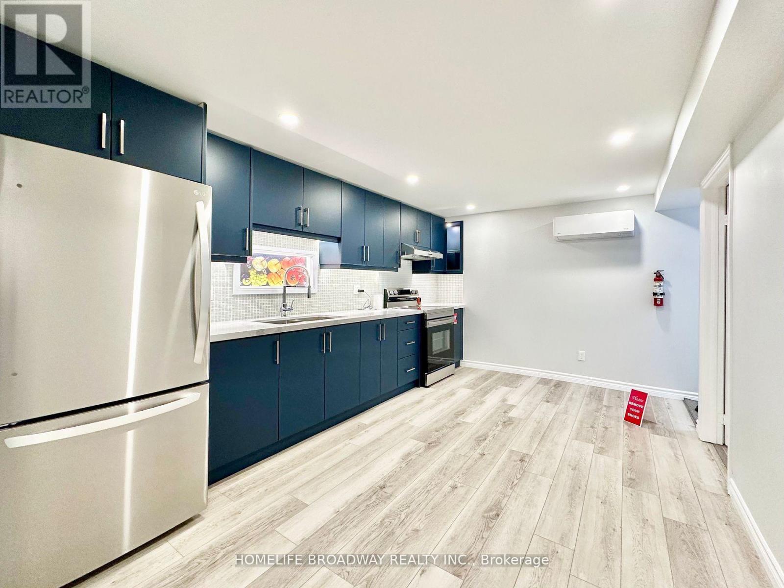 Bsmt - 6008 Duford Drive, Mississauga, Ontario  L5V 1A9 - Photo 10 - W13086270