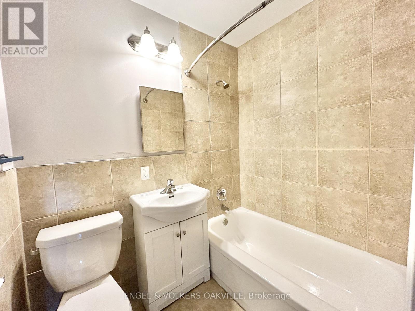 10 - 80 Twenty Fifth Street, Toronto, Ontario  M8V 3P9 - Photo 6 - W13086278
