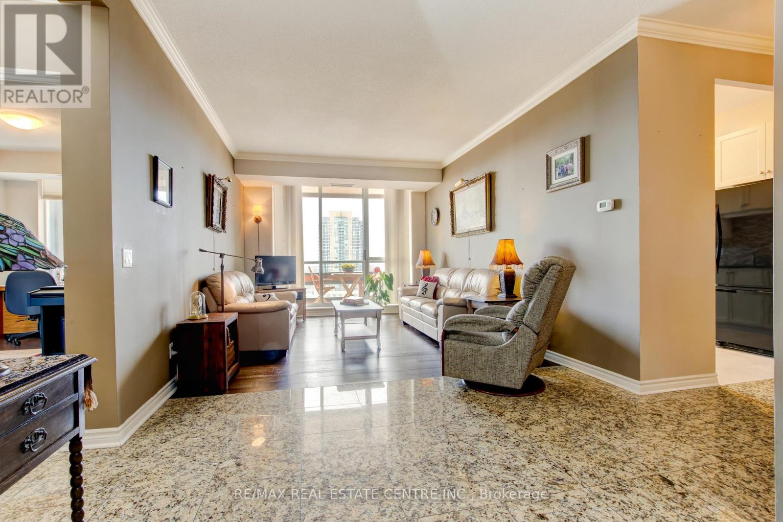 1202 - 1 Belvedere Court, Brampton, Ontario  L6V 4M6 - Photo 8 - W13086284