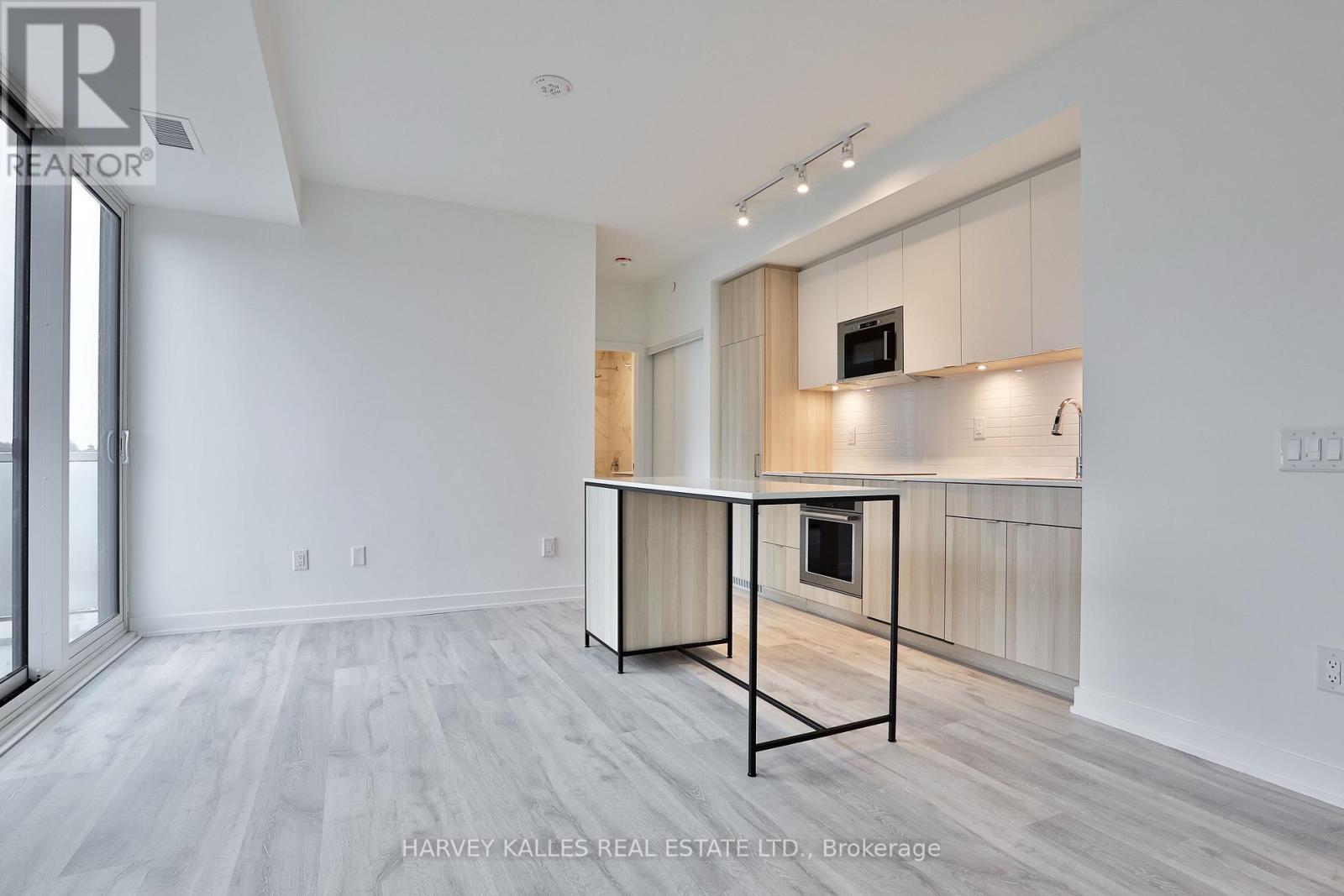 535 - 215 LAKESHORE ROAD W, mississauga (port credit), Ontario