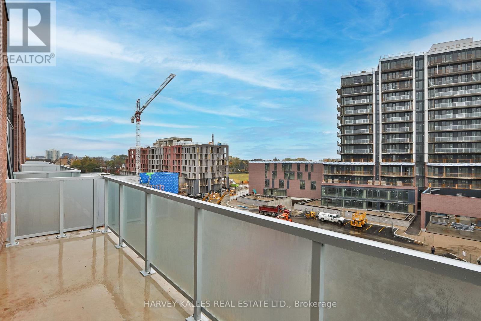 535 - 215 Lakeshore Road W, Mississauga (Port Credit), Ontario  L5H 1G5 - Photo 19 - W13086338
