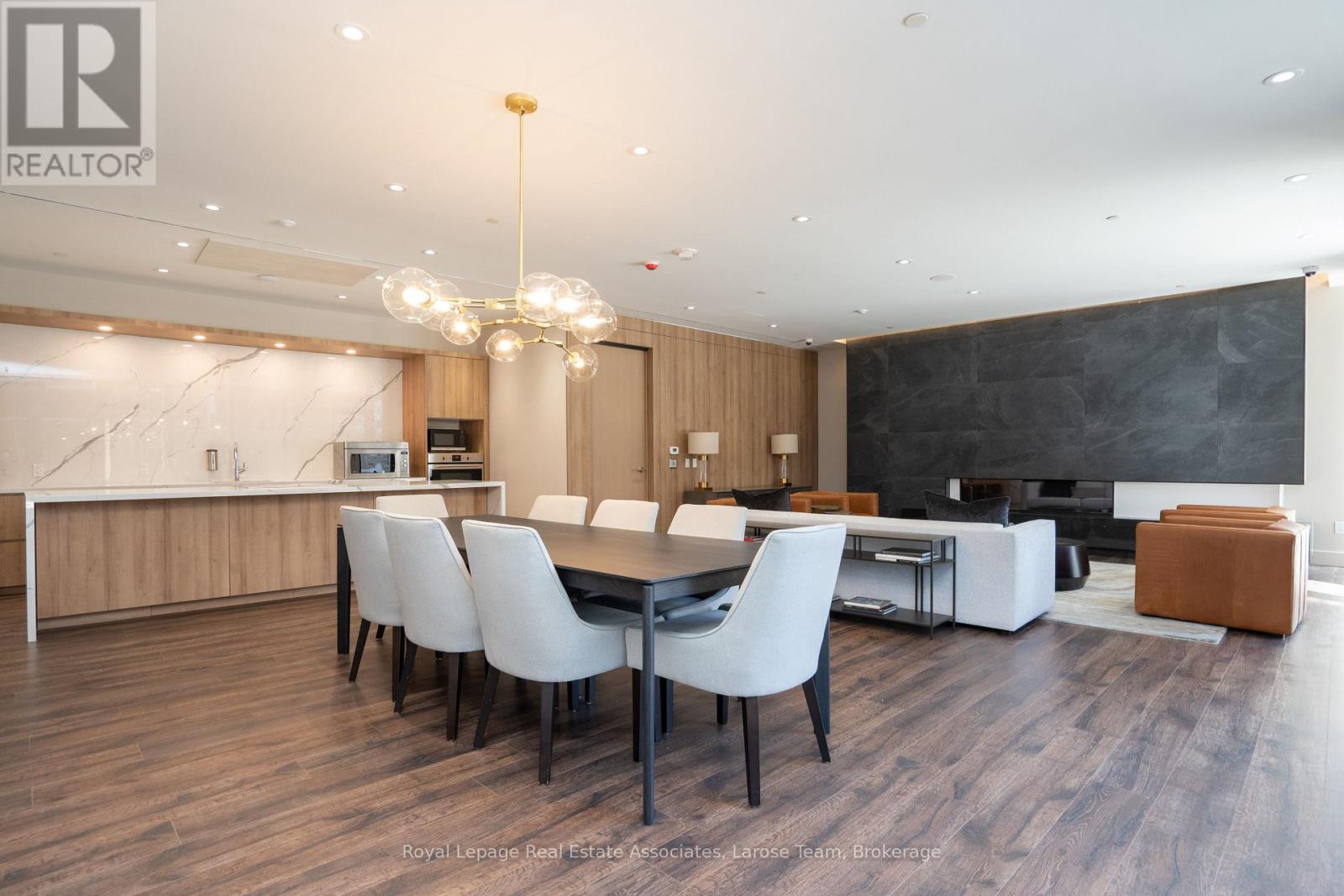 1008 - 21 Park Street E, Mississauga, Ontario  L5G 1L7 - Photo 24 - W13086364