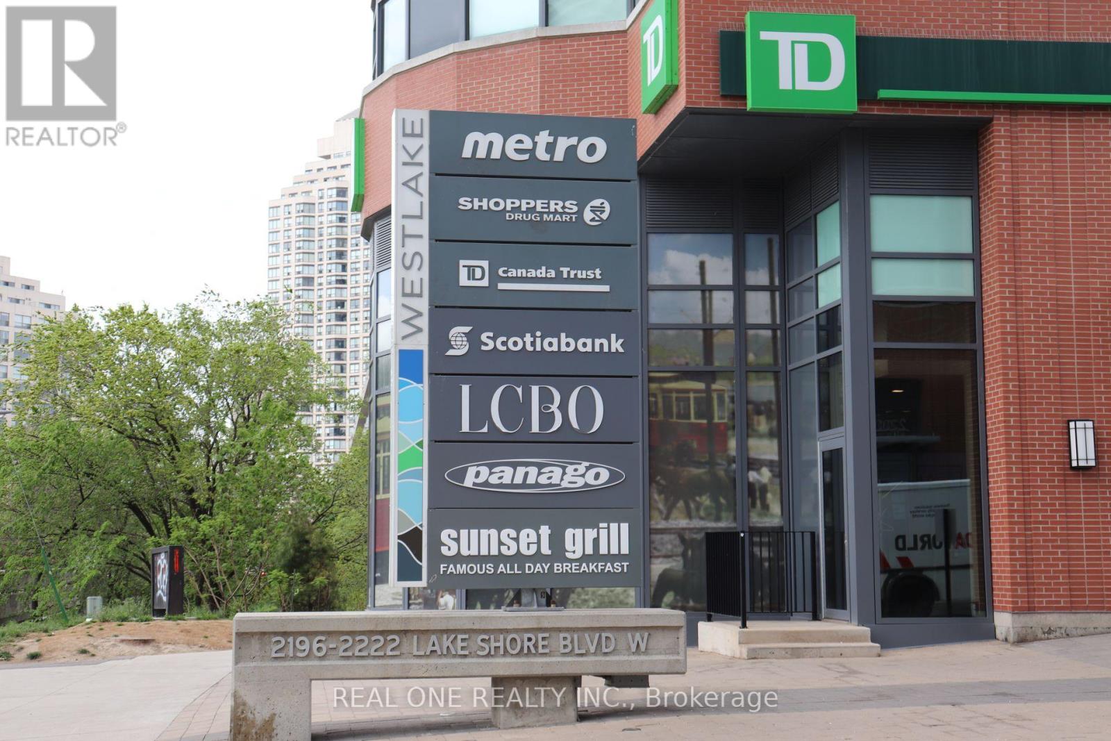 809 - 2220 Lake Shore Boulevard W, Toronto, Ontario  M8V 1A4 - Photo 3 - W13086454