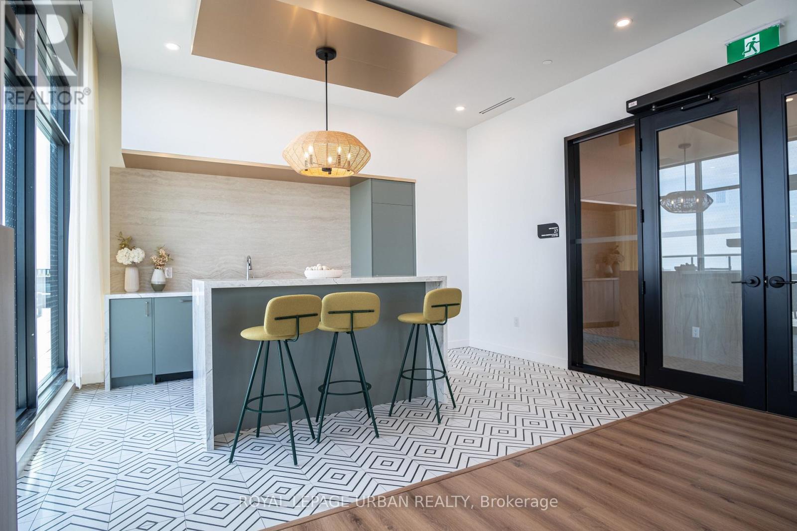 1660 Bloor Street W, Toronto, Ontario  M6P 1B1 - Photo 33 - W13086484