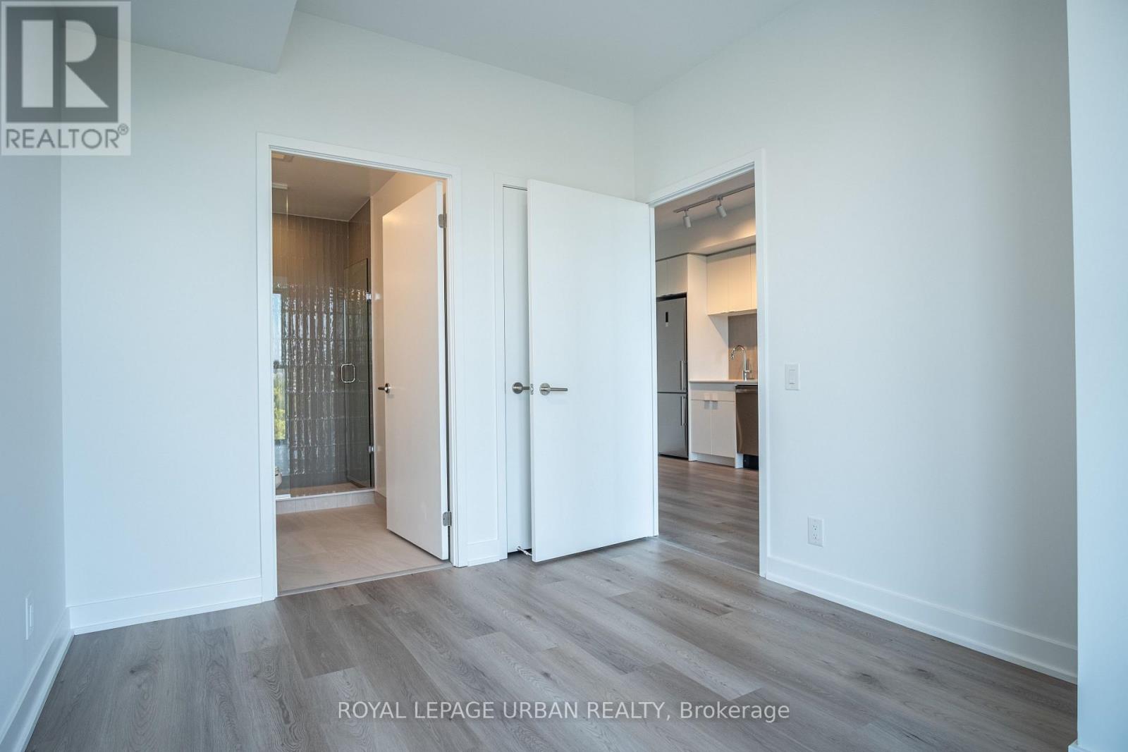 1660 Bloor Street W, Toronto, Ontario  M6P 1B1 - Photo 7 - W13086484