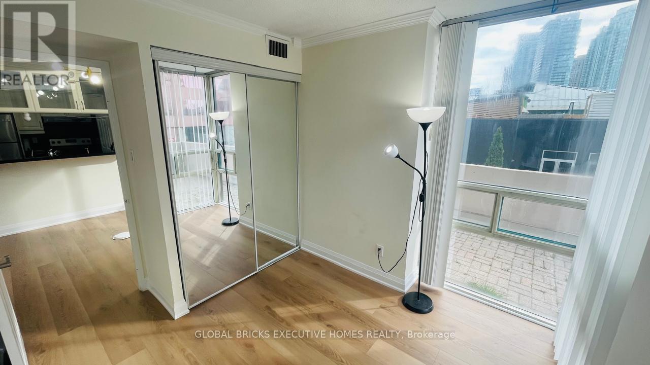 204 - 265 Enfield Place, Mississauga, Ontario  L5B 3Y7 - Photo 12 - W13086496