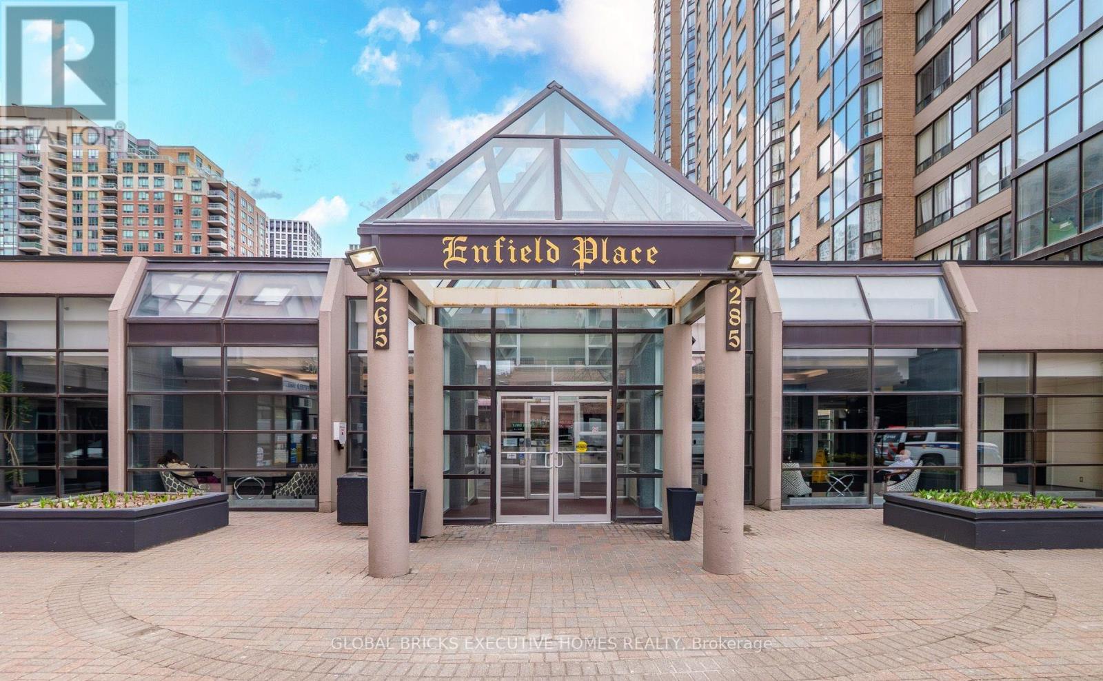 204 - 265 Enfield Place, Mississauga, Ontario  L5B 3Y7 - Photo 2 - W13086496