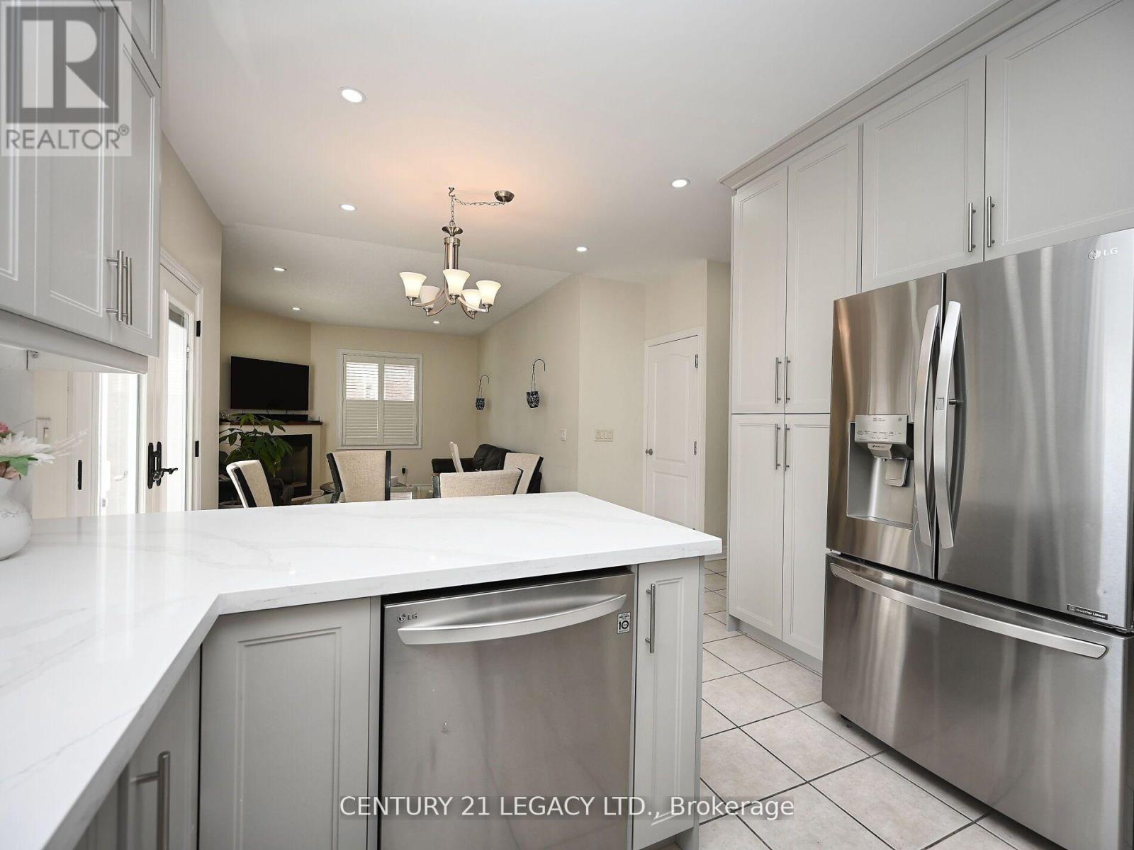 3 Bowsfield Drive, Brampton, Ontario  L6P 1C8 - Photo 12 - W13086526
