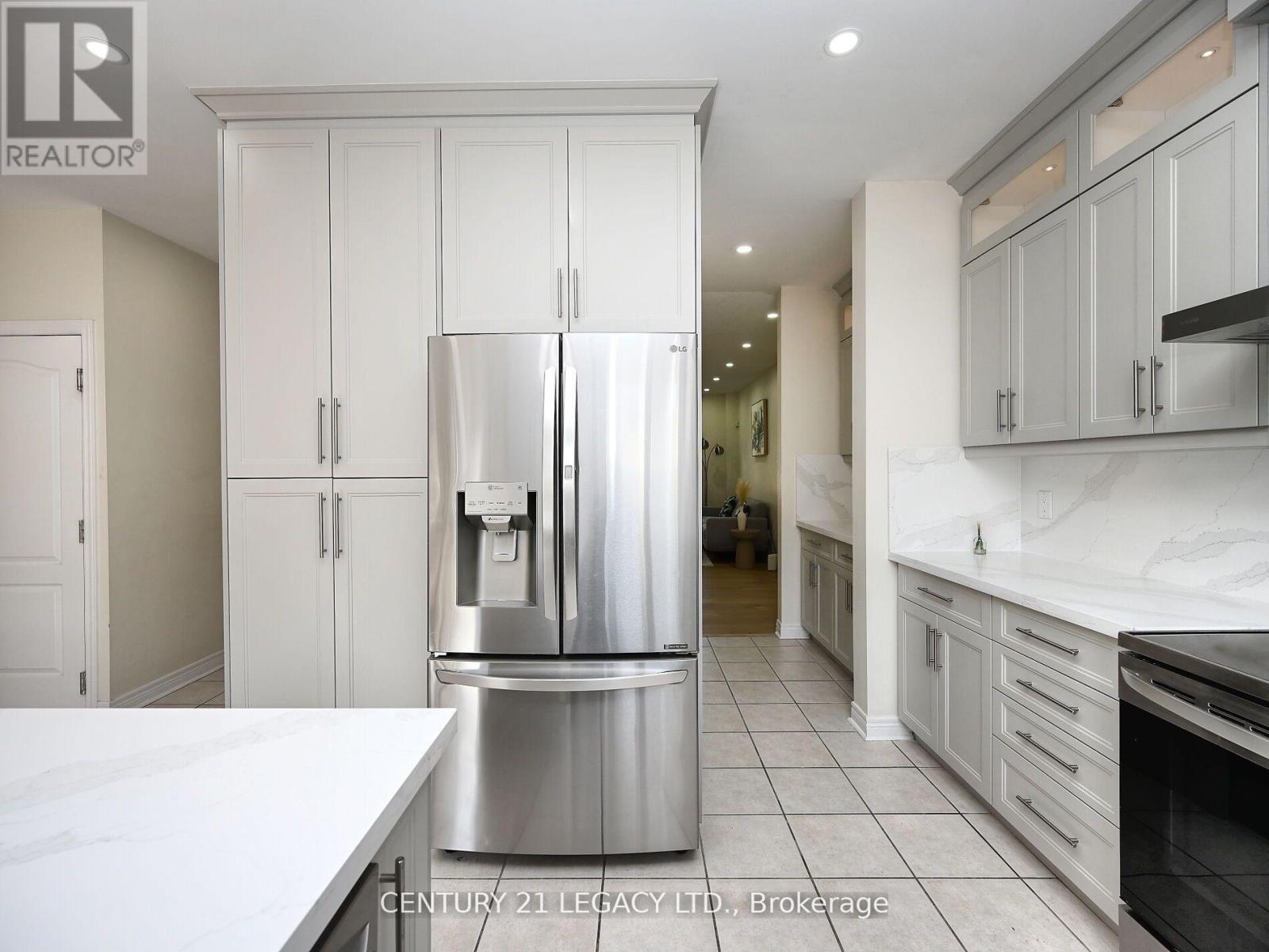 3 Bowsfield Drive, Brampton, Ontario  L6P 1C8 - Photo 13 - W13086526