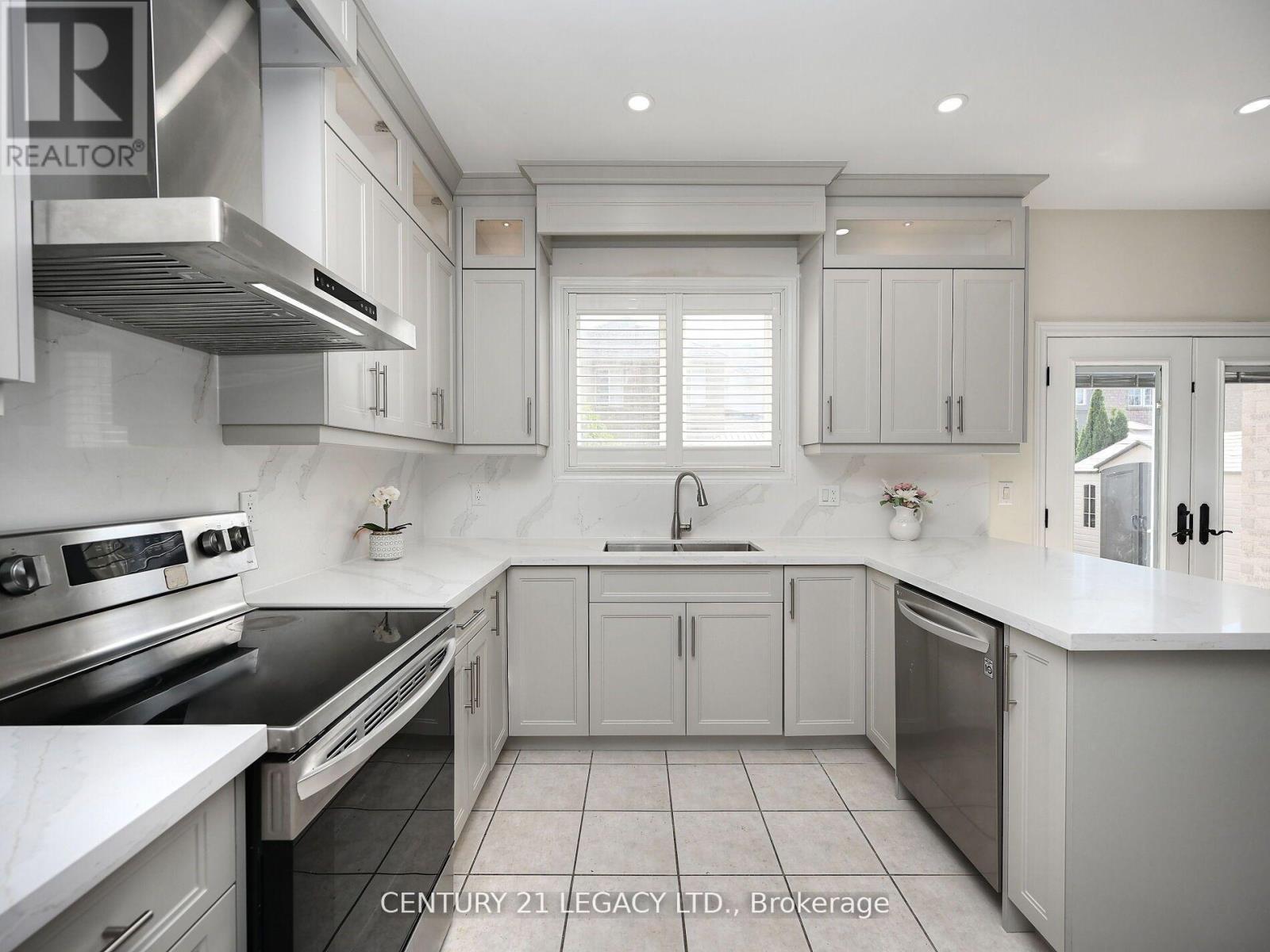 3 Bowsfield Drive, Brampton, Ontario  L6P 1C8 - Photo 20 - W13086526