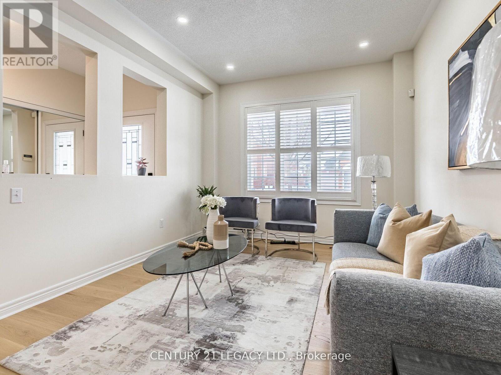 3 Bowsfield Drive, Brampton, Ontario  L6P 1C8 - Photo 7 - W13086526