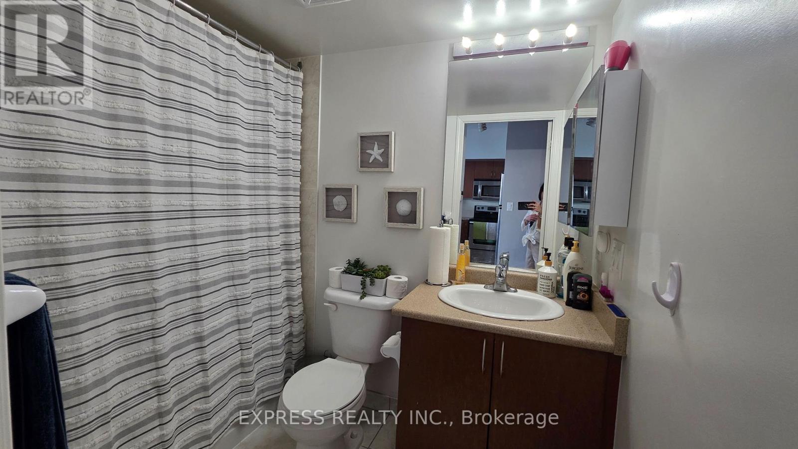 2601 - 208 Enfield Place, Mississauga, Ontario  L5B 0G8 - Photo 7 - W13086546
