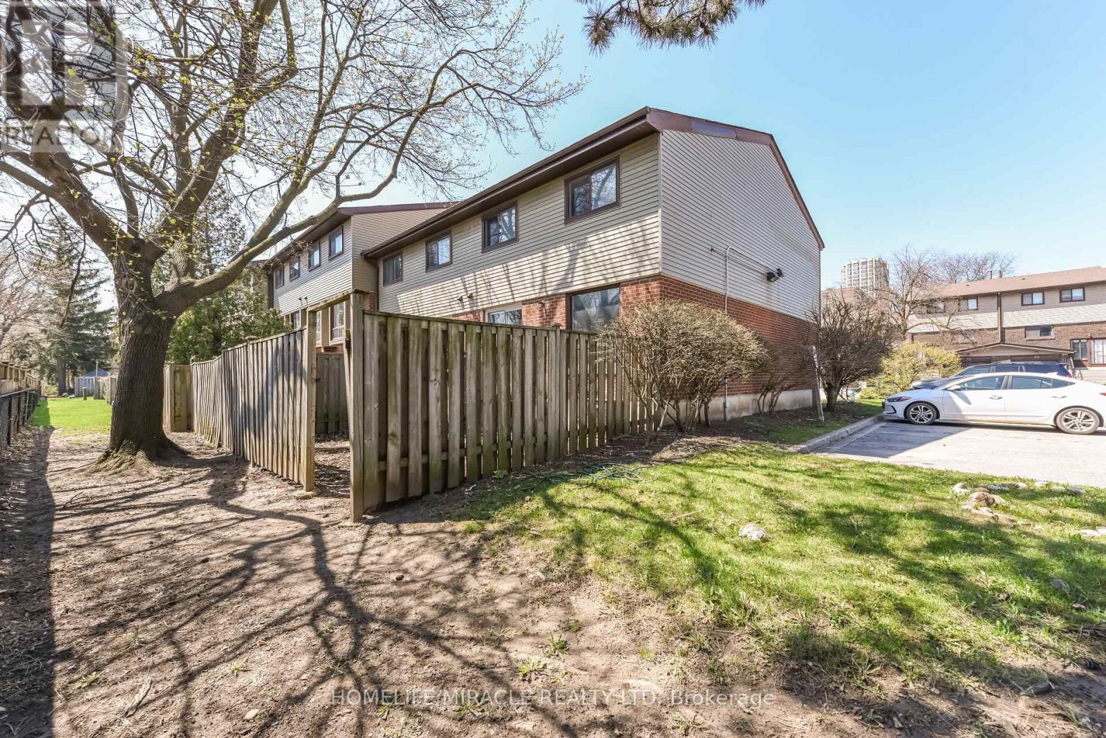72 - 72 Carleton Place, Brampton, Ontario  L6T 3Z4 - Photo 7 - W13086550