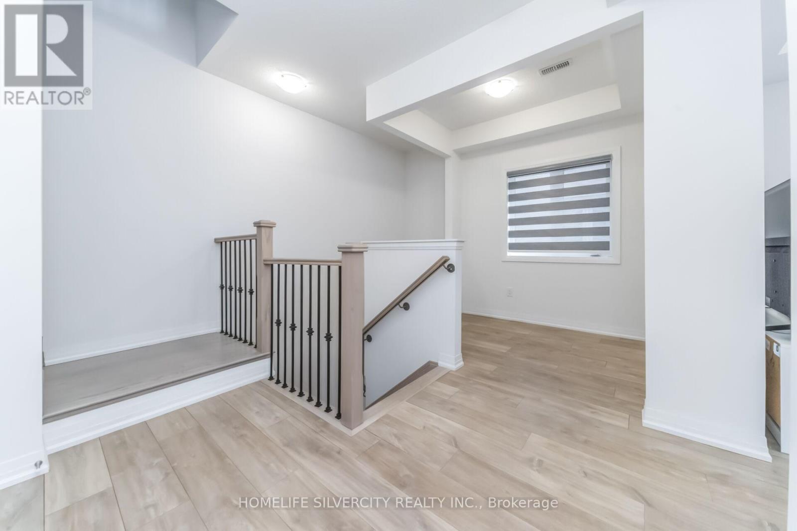 25 Purple Sage Drive, Brampton (Bram East), Ontario  L6P 4P1 - Photo 10 - W13086576