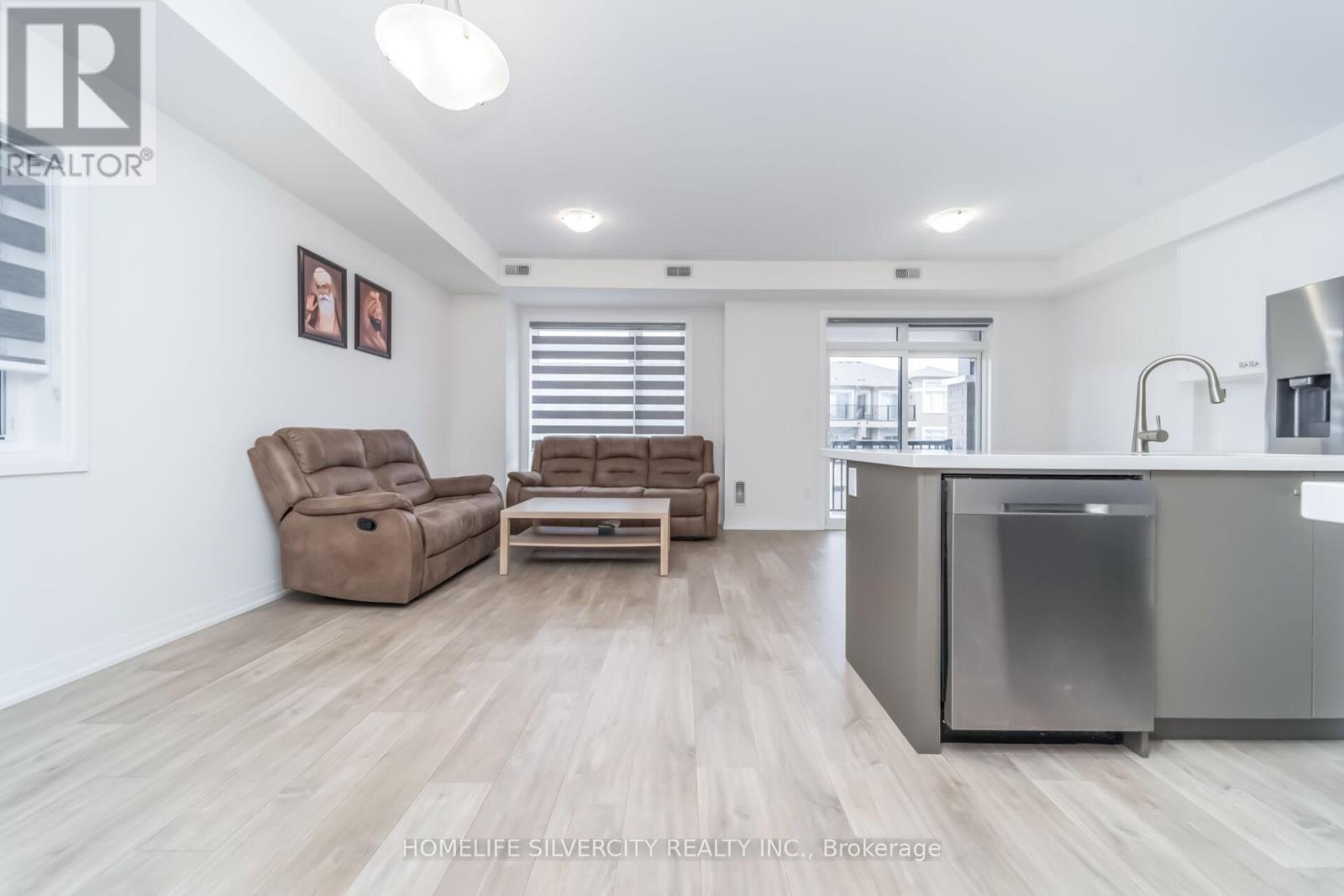 25 Purple Sage Drive, Brampton (Bram East), Ontario  L6P 4P1 - Photo 13 - W13086576