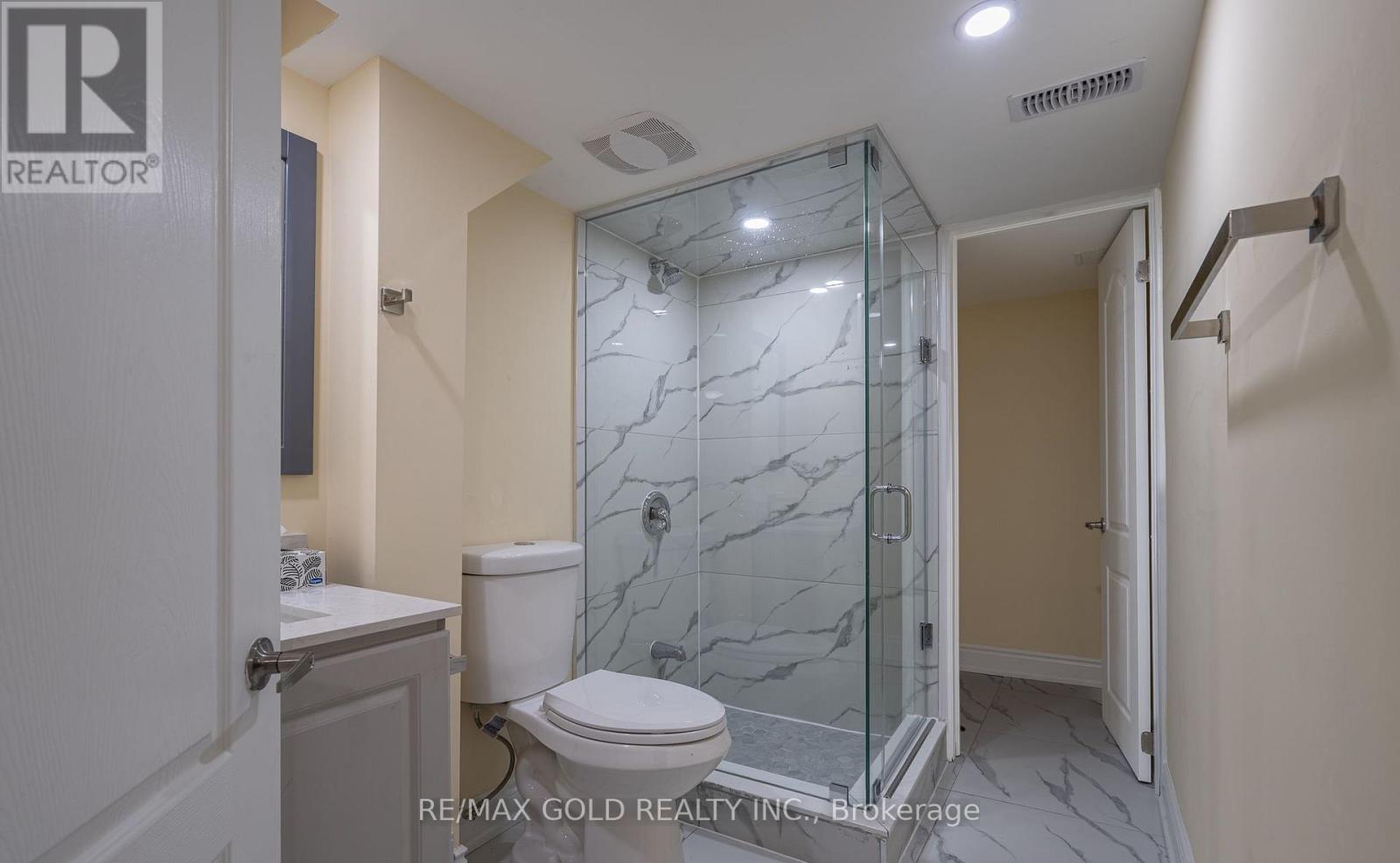 102 Bunchberry Way, Brampton, Ontario  L6R 2E8 - Photo 30 - W13086580