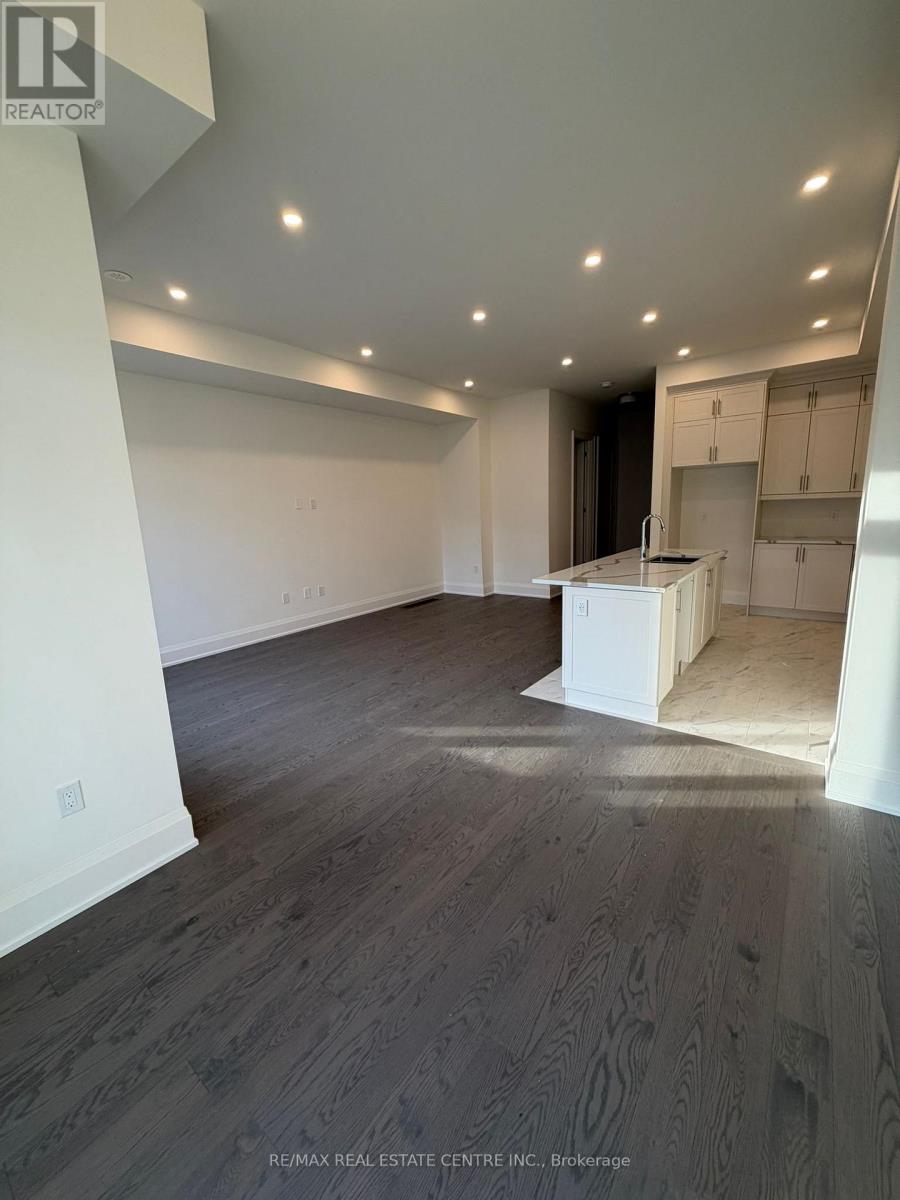 3315 Taha Gardens, Oakville, Ontario  L6M 4K1 - Photo 10 - W13086584