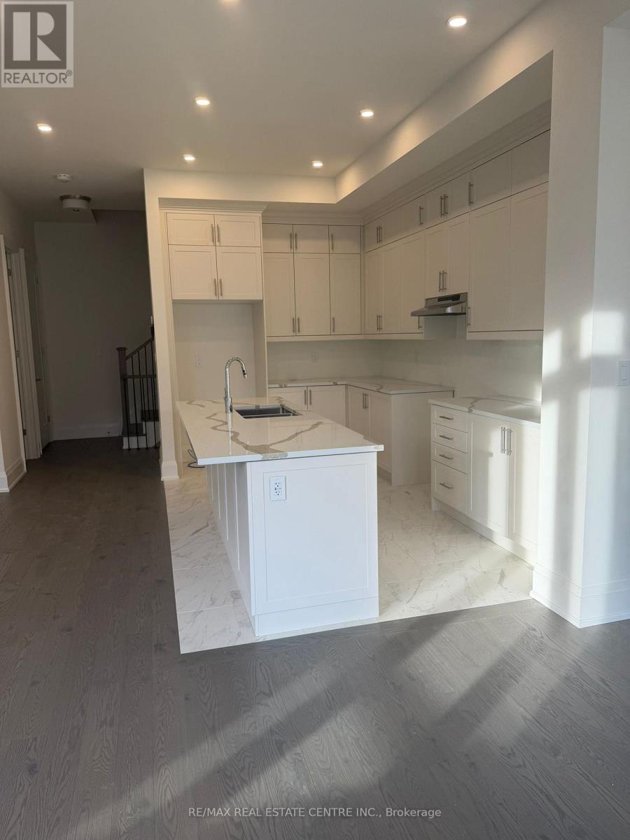 3315 Taha Gardens, Oakville, Ontario  L6M 4K1 - Photo 14 - W13086584