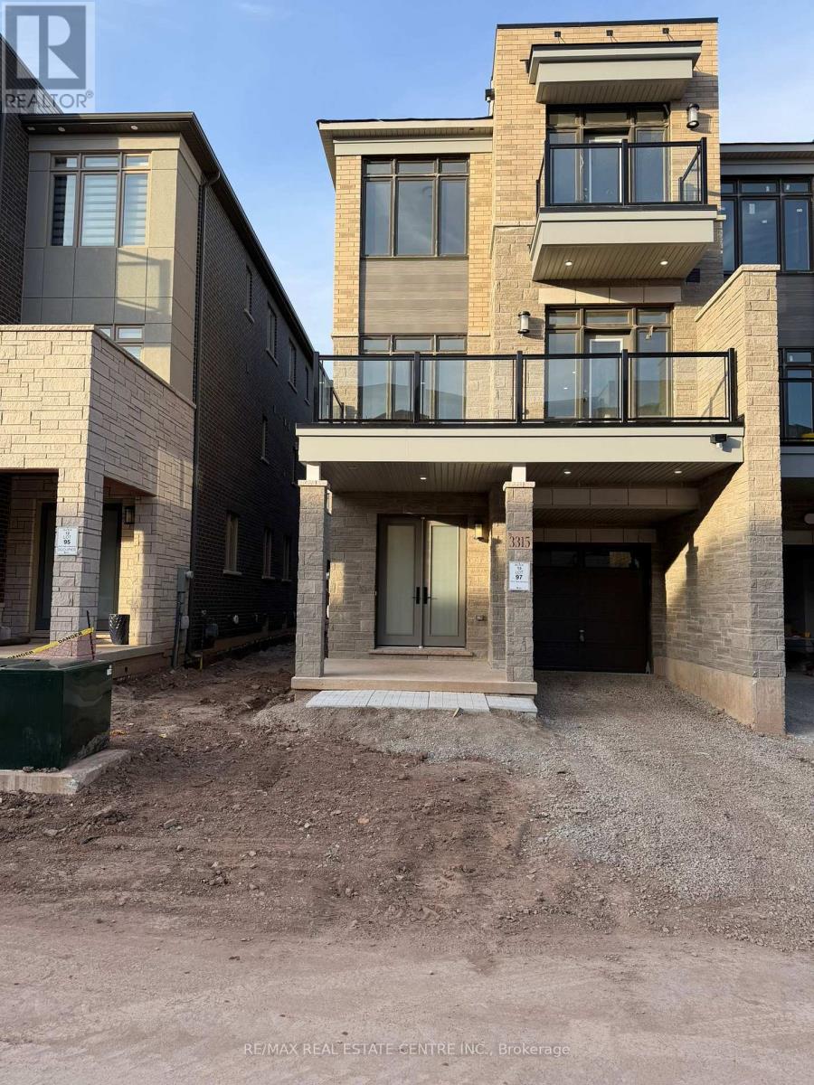 3315 Taha Gardens, Oakville, Ontario  L6M 4K1 - Photo 3 - W13086584