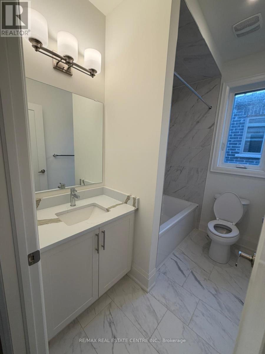 3315 Taha Gardens, Oakville, Ontario  L6M 4K1 - Photo 33 - W13086584