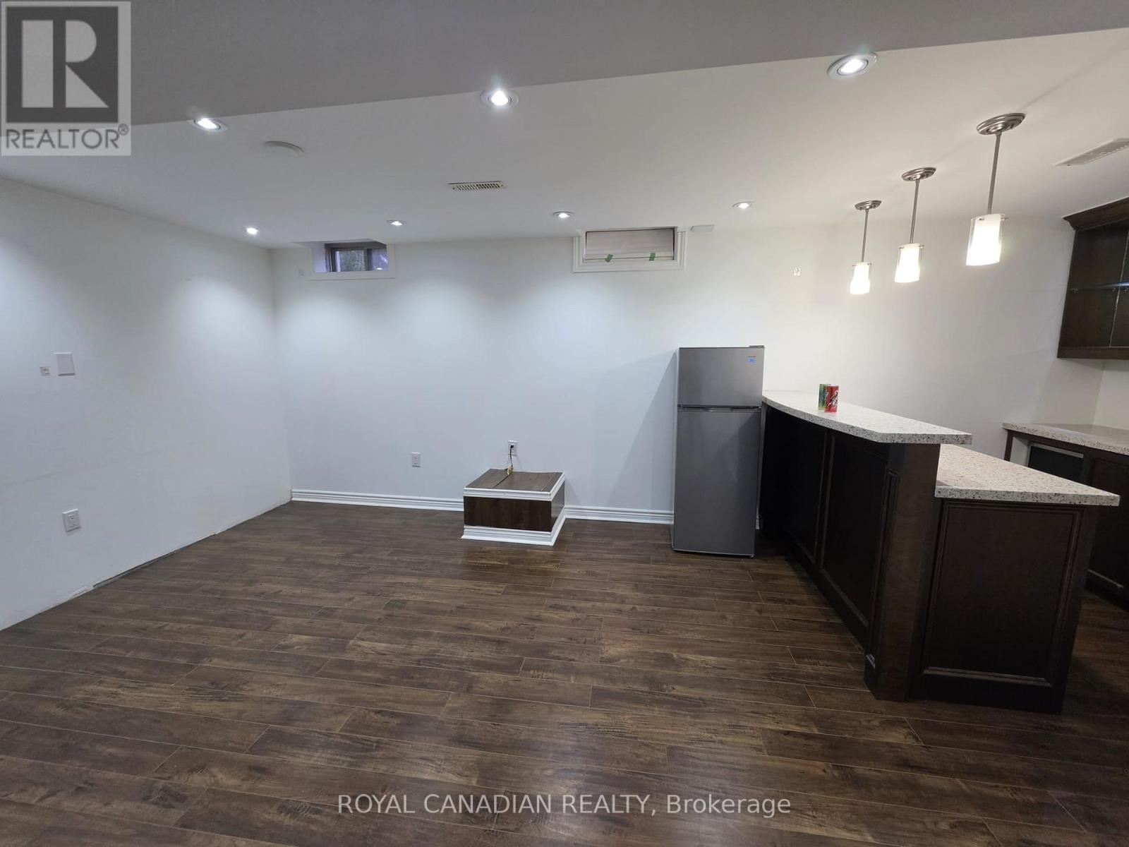 Bsmt - 79 Mander Place, Milton, Ontario  L9T 7A8 - Photo 3 - W13086588
