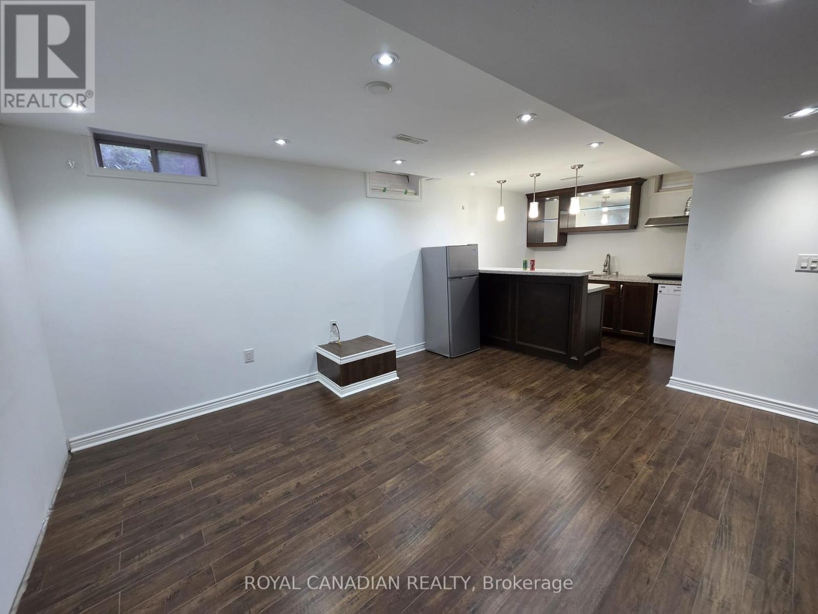 Bsmt - 79 Mander Place, Milton, Ontario  L9T 7A8 - Photo 5 - W13086588