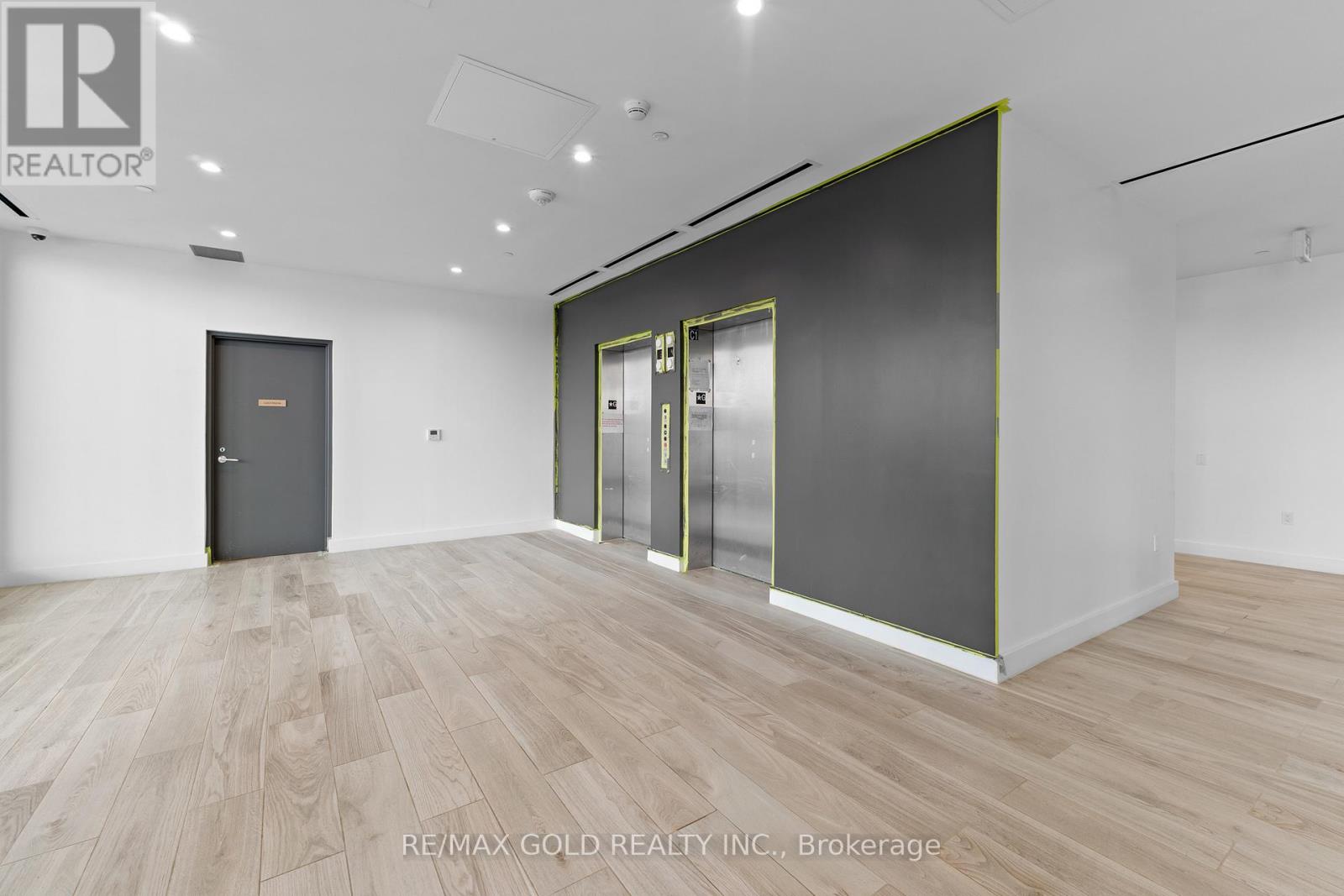 410 - 996 Martin Grove Road, Toronto, Ontario  M9W 4V8 - Photo 7 - W13086602