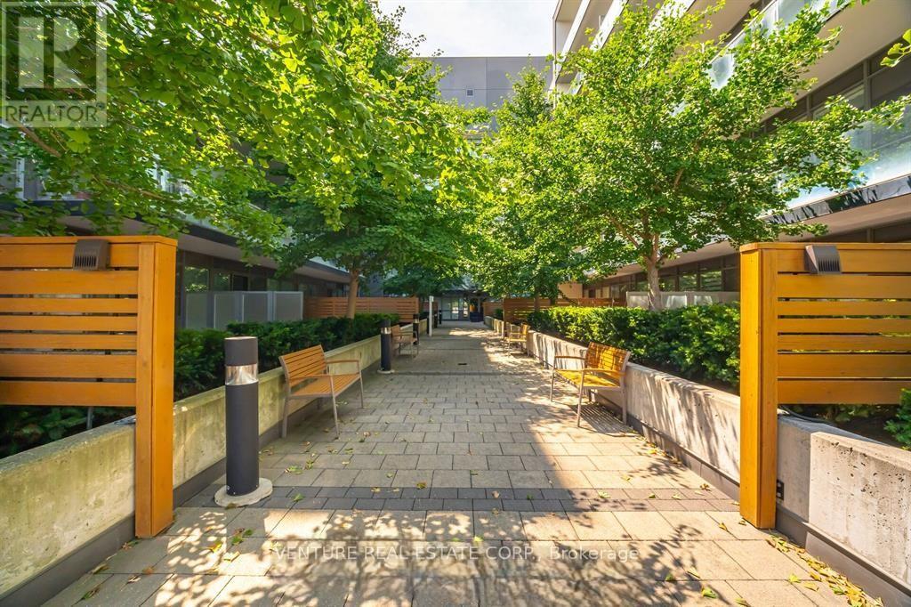 824 - 15 James Finlay Way, Toronto, Ontario  M3M 0B3 - Photo 32 - W13044384