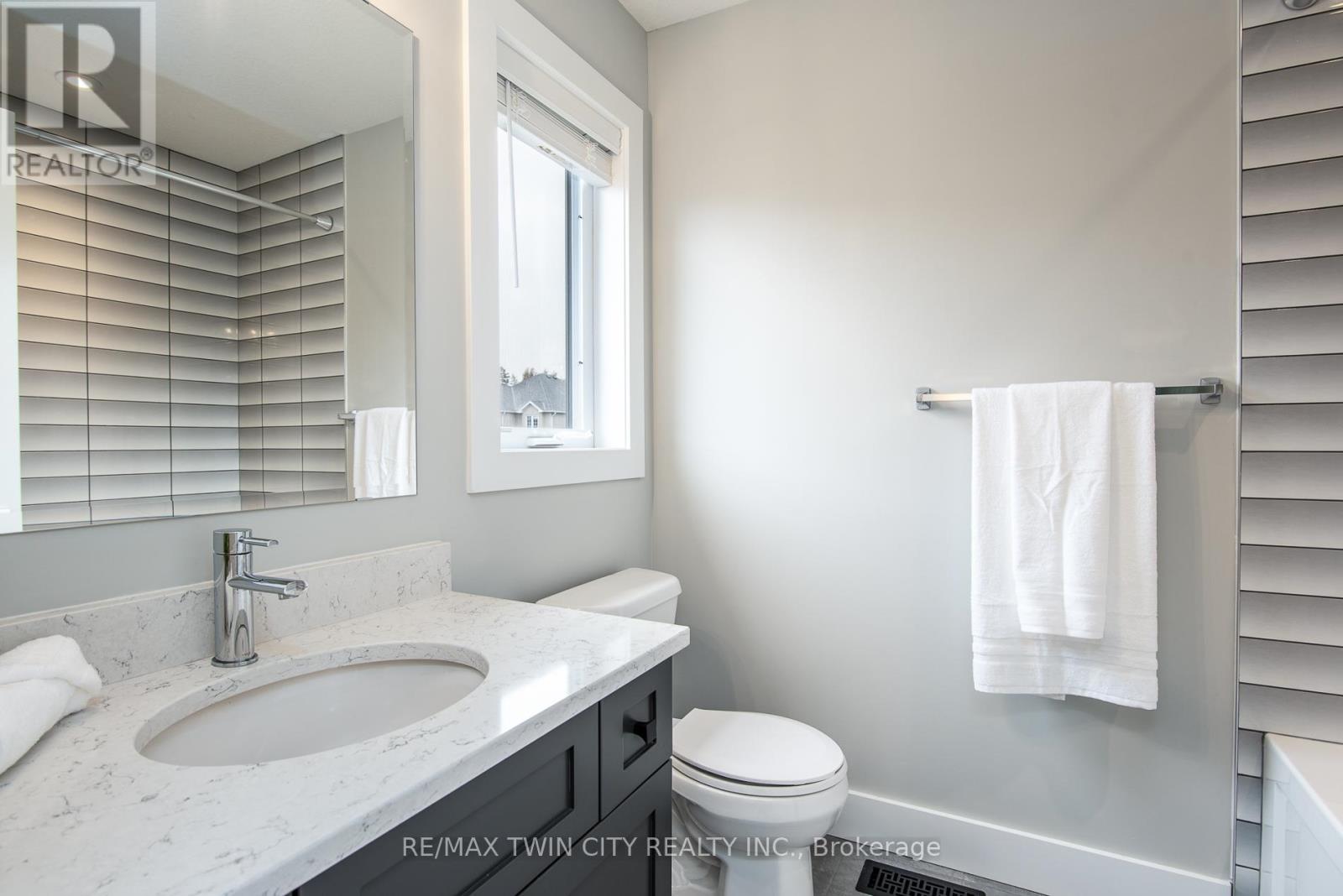 11 Galena Street, Wellesley, Ontario  N0B 2T0 - Photo 39 - X13086316