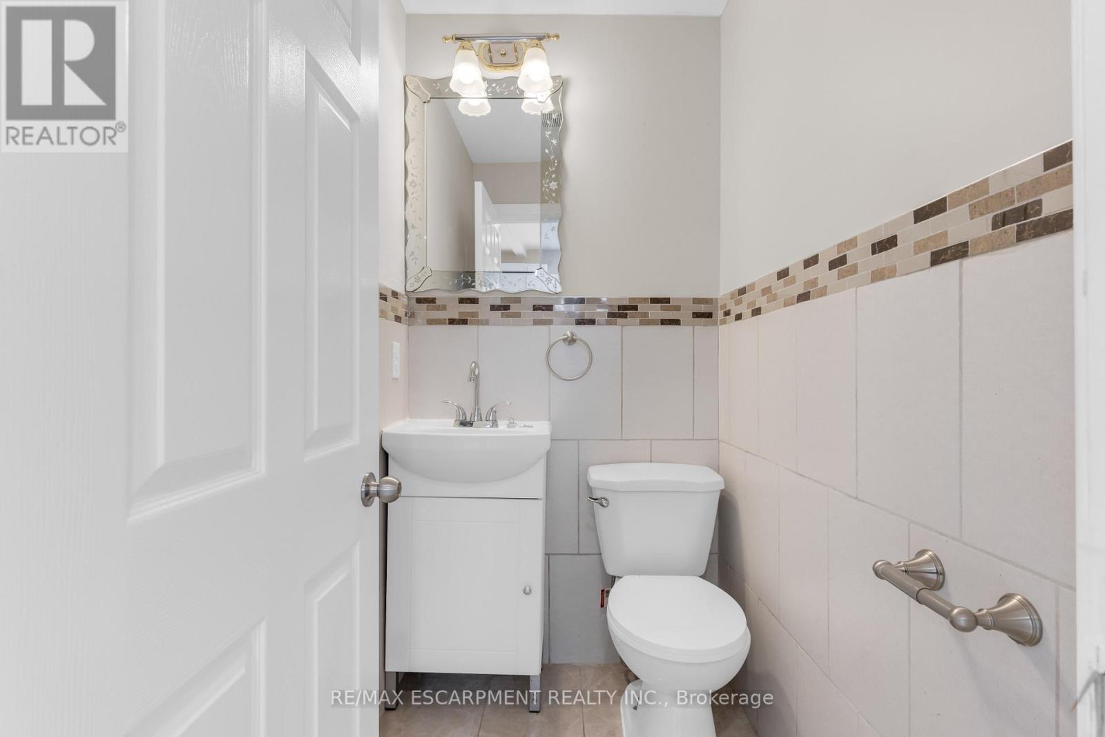 180 Mead Avenue, Hamilton, Ontario  L8H 3V1 - Photo 14 - X13086404