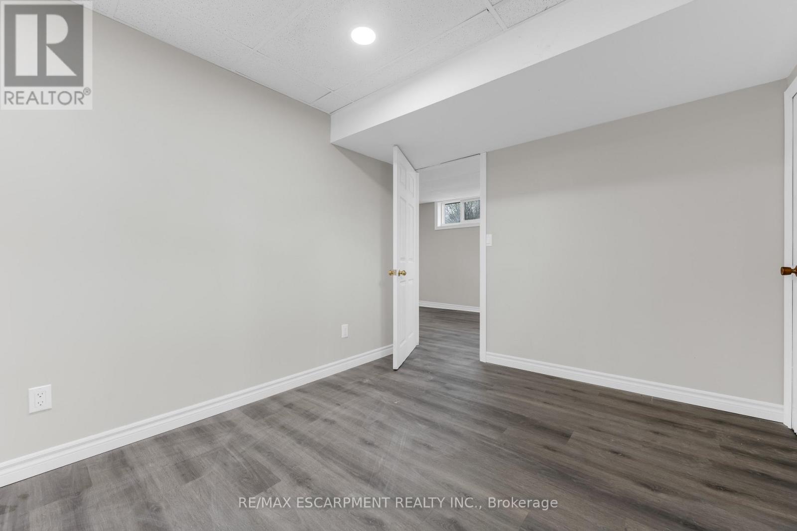 180 Mead Avenue, Hamilton, Ontario  L8H 3V1 - Photo 23 - X13086404