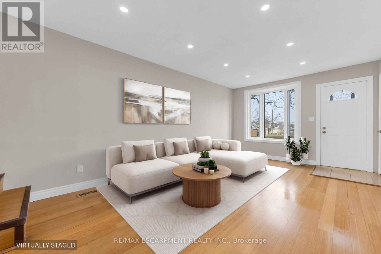 180 Mead Avenue, Hamilton, Ontario  L8H 3V1 - Photo 4 - X13086404