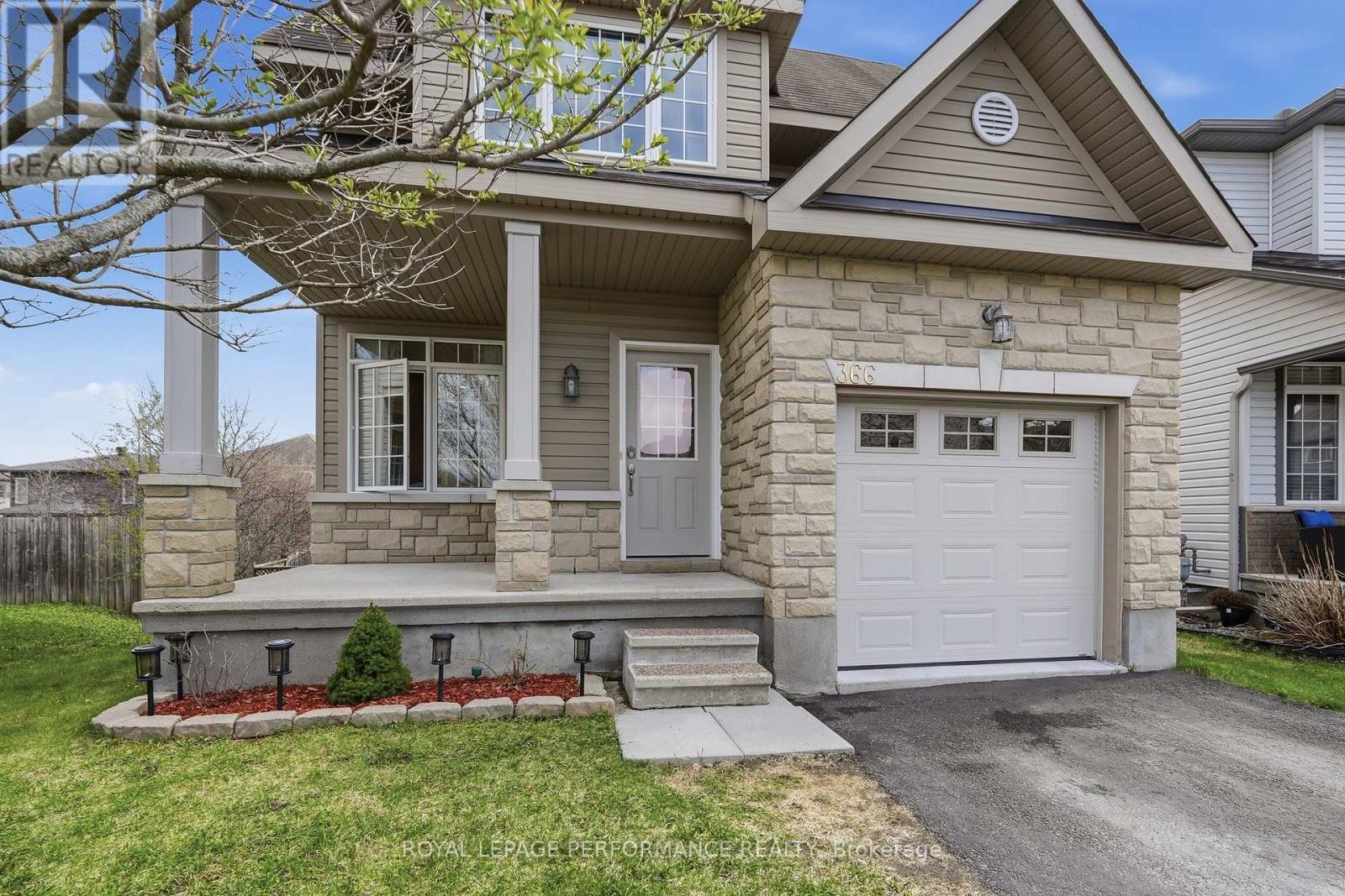 366 Jasper Crescent S, Clarence-Rockland, Ontario  K4K 0C9 - Photo 2 - X13086142