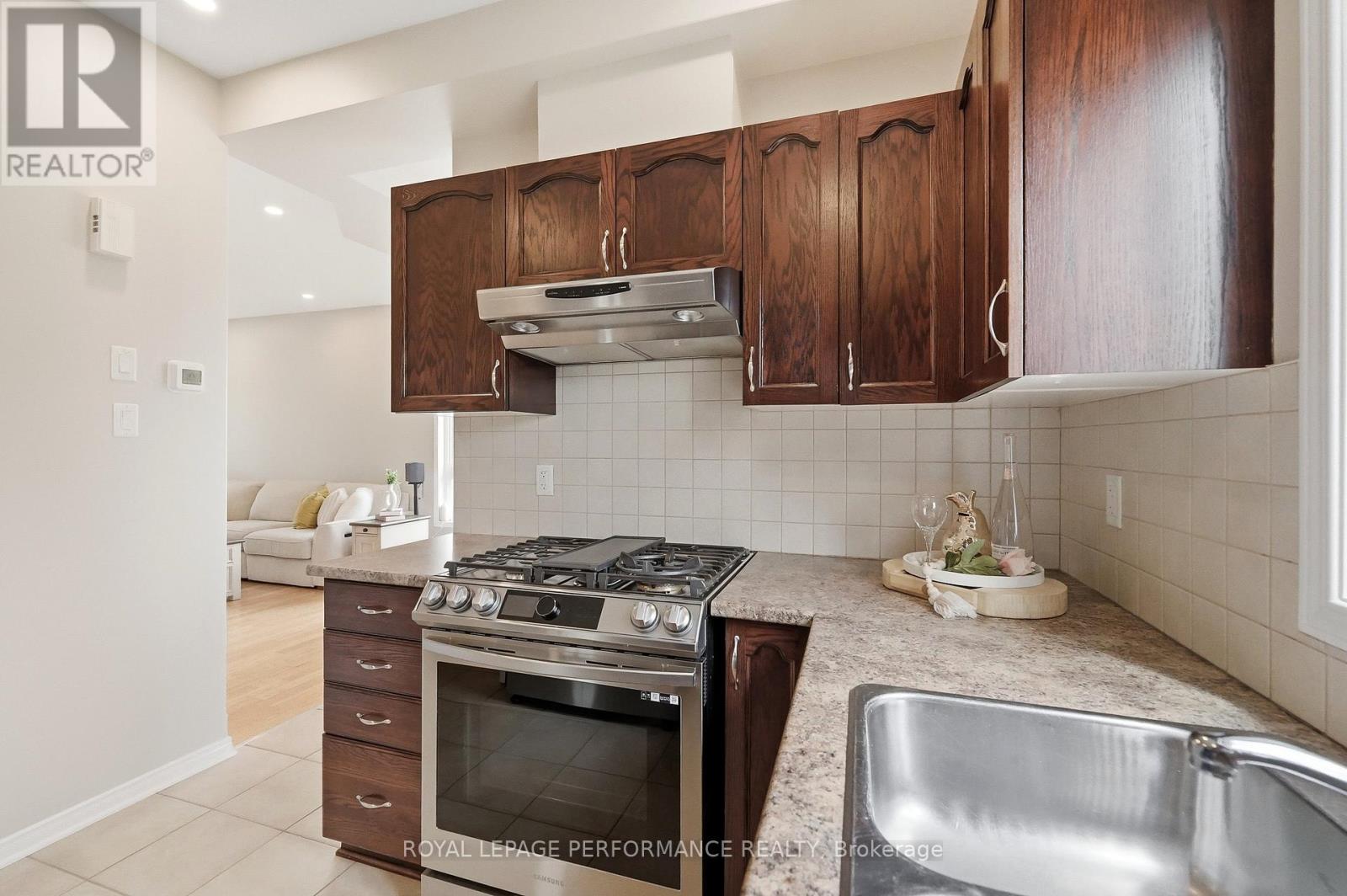 366 Jasper Crescent S, Clarence-Rockland, Ontario  K4K 0C9 - Photo 14 - X13086142