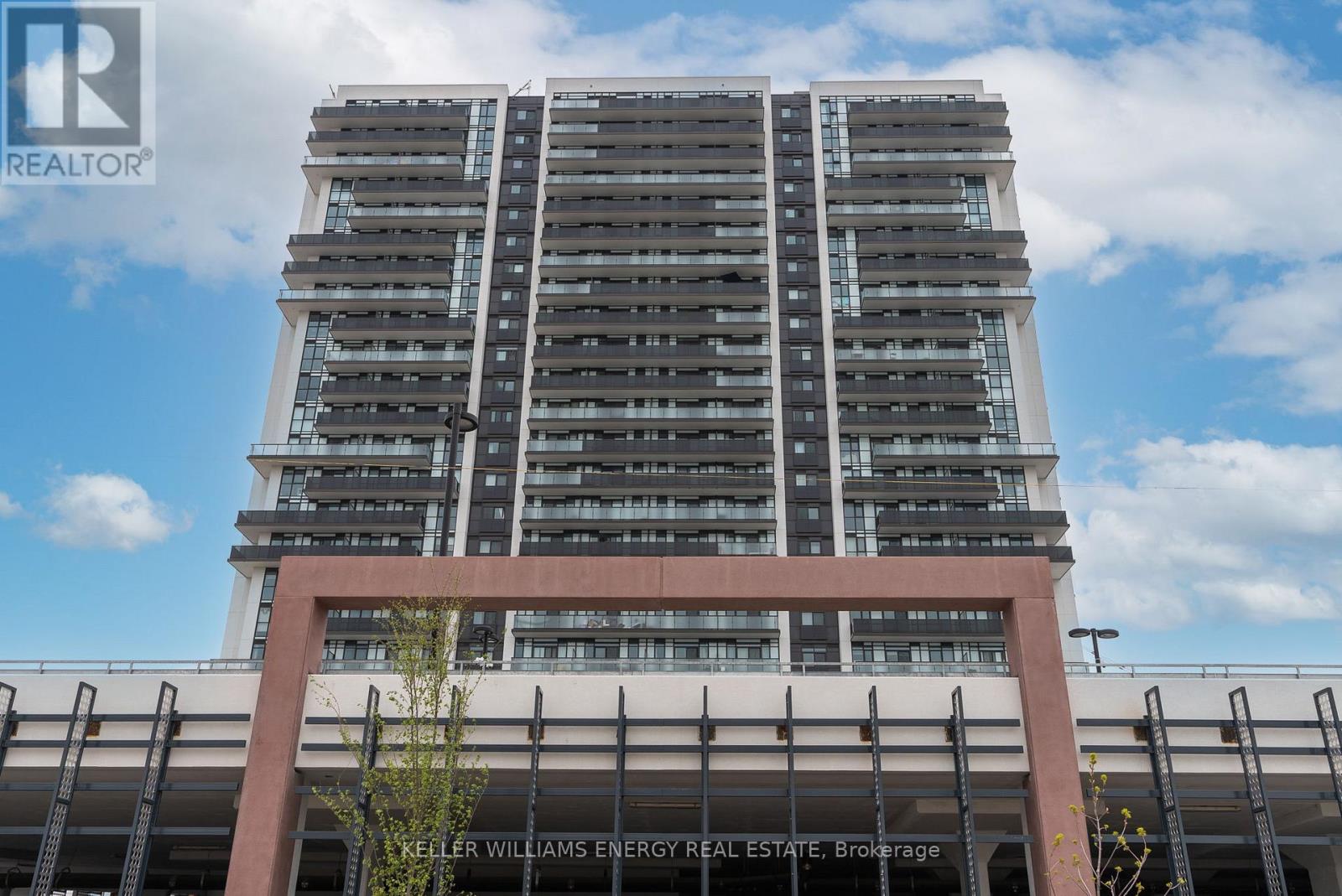 1919 - 2550 Simcoe Street N, Oshawa, Ontario  L1L 0R5 - Photo 1 - E13086668