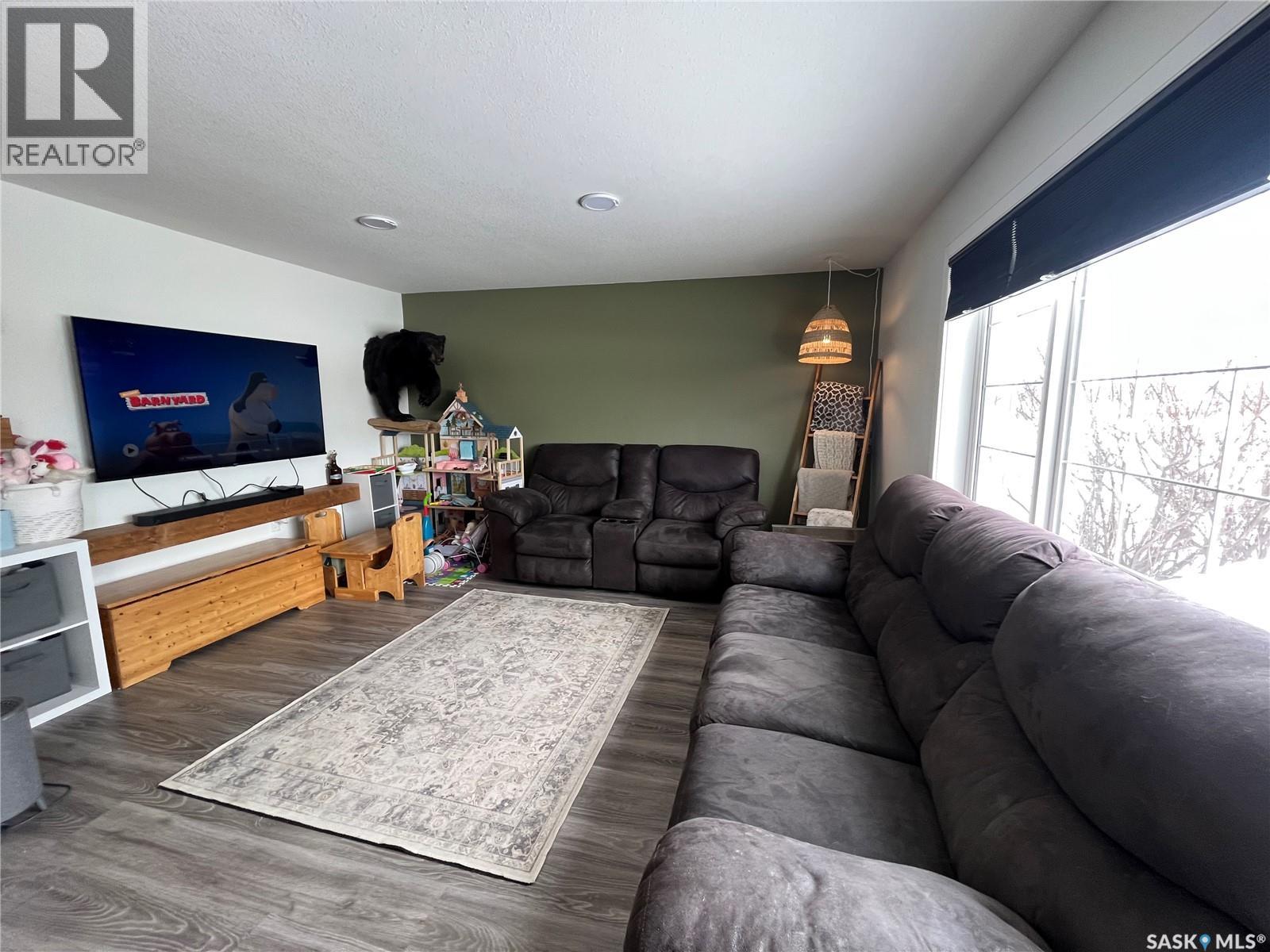 619 Smith Dorrien Avenue, Esterhazy, Saskatchewan  S0A 0X0 - Photo 9 - SK030657