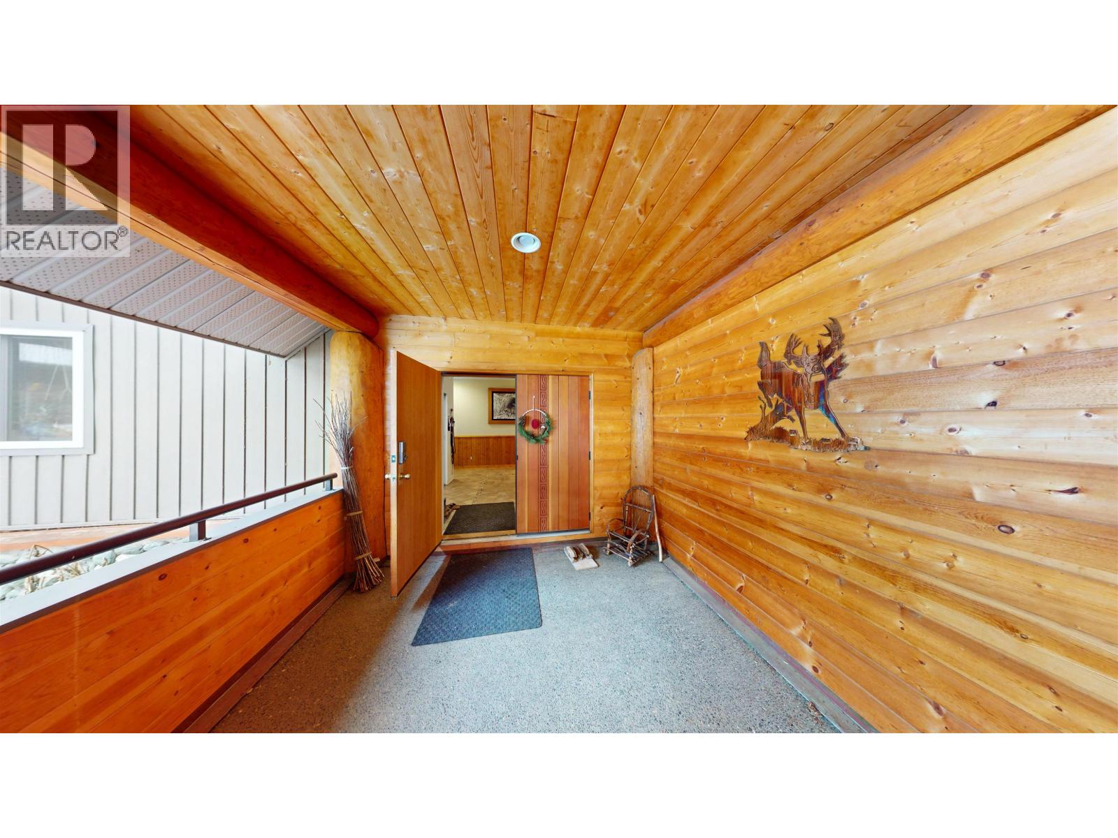 7407 Johnstone Road, Bridge Lake, British Columbia  V0K 1X2 - Photo 10 - R3094071
