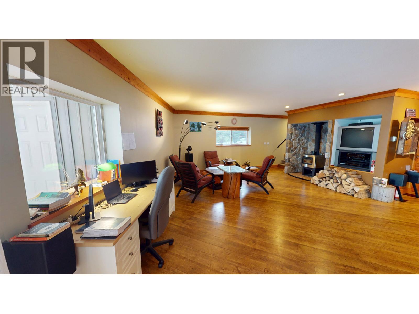 7407 Johnstone Road, Bridge Lake, British Columbia  V0K 1X2 - Photo 29 - R3094071