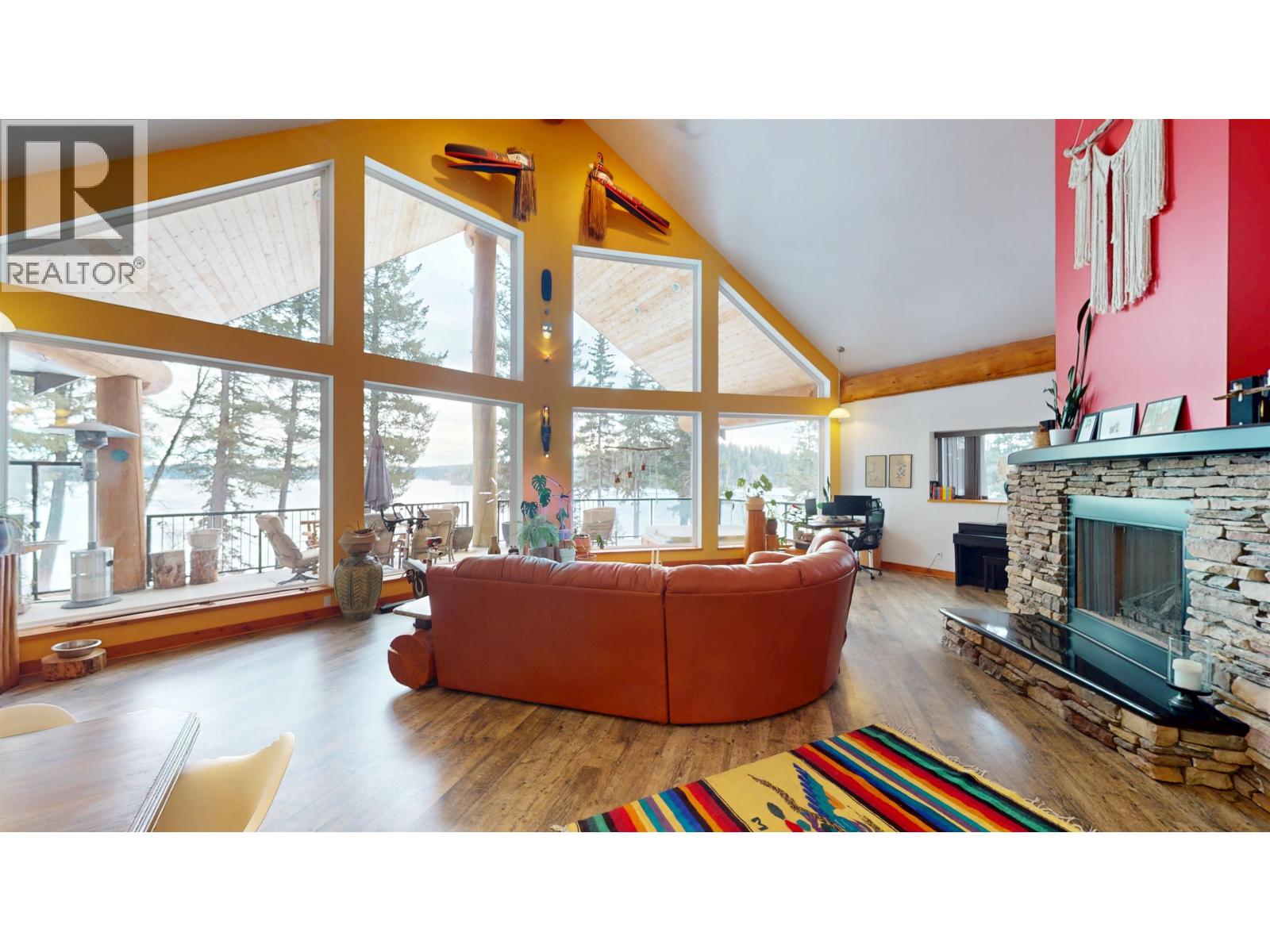 7407 Johnstone Road, Bridge Lake, British Columbia  V0K 1X2 - Photo 16 - R3094071