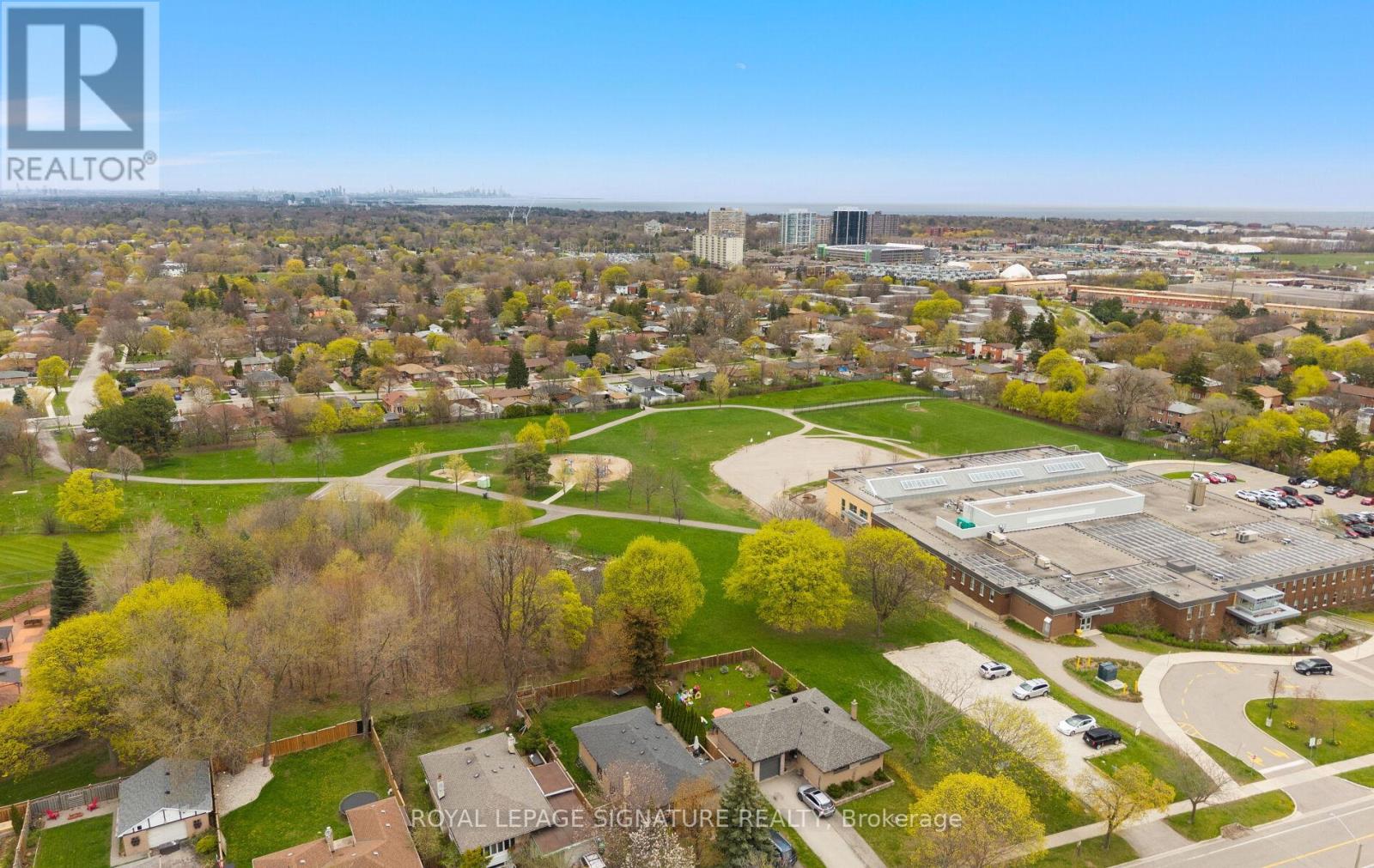 1322 Kelly Road, Mississauga, Ontario  L5J 3T9 - Photo 43 - W13084644